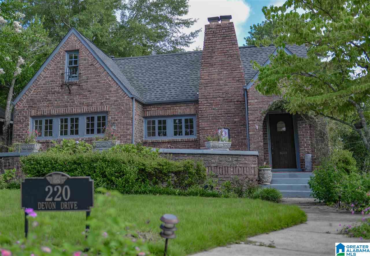 220 Devon Dr