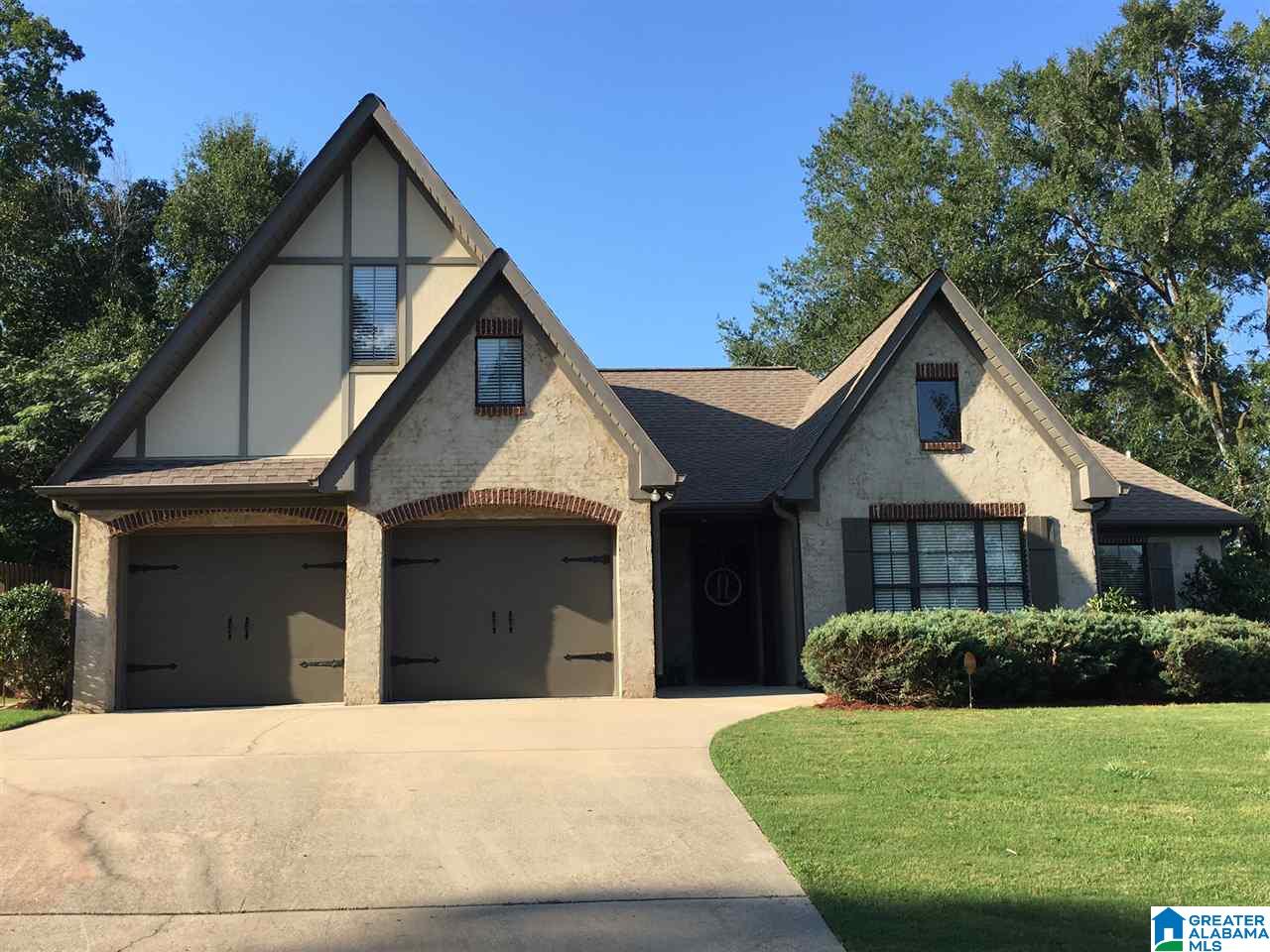 100 Eagle Cove Dr