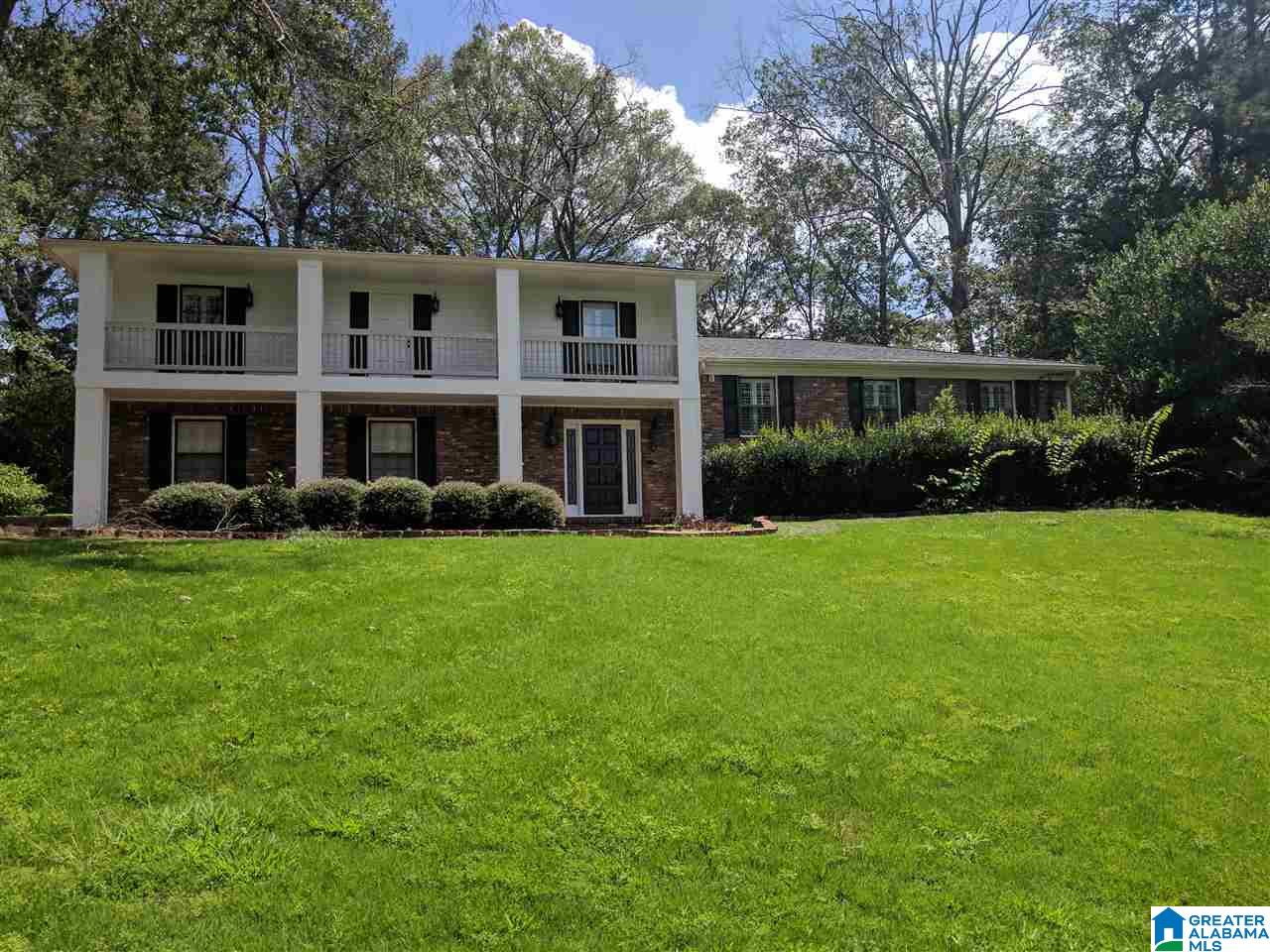 3245 Pinehurst Dr