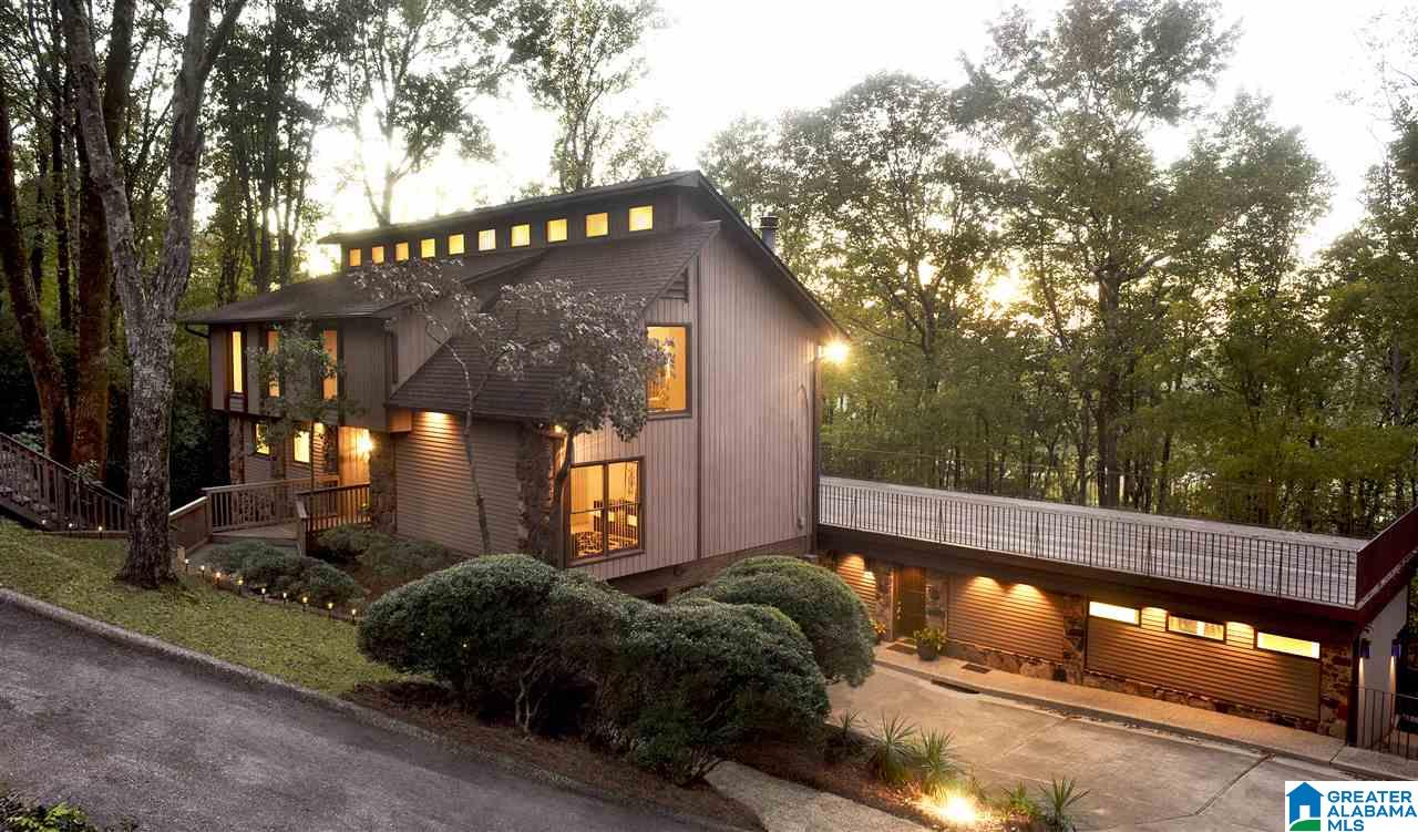 896 Shades Crest Rd