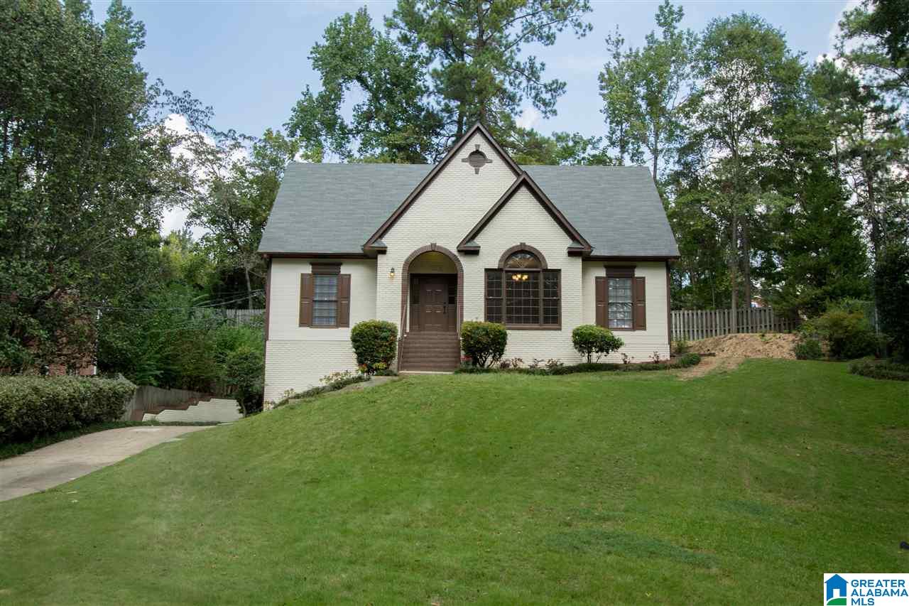 3523 Rhodes Dr