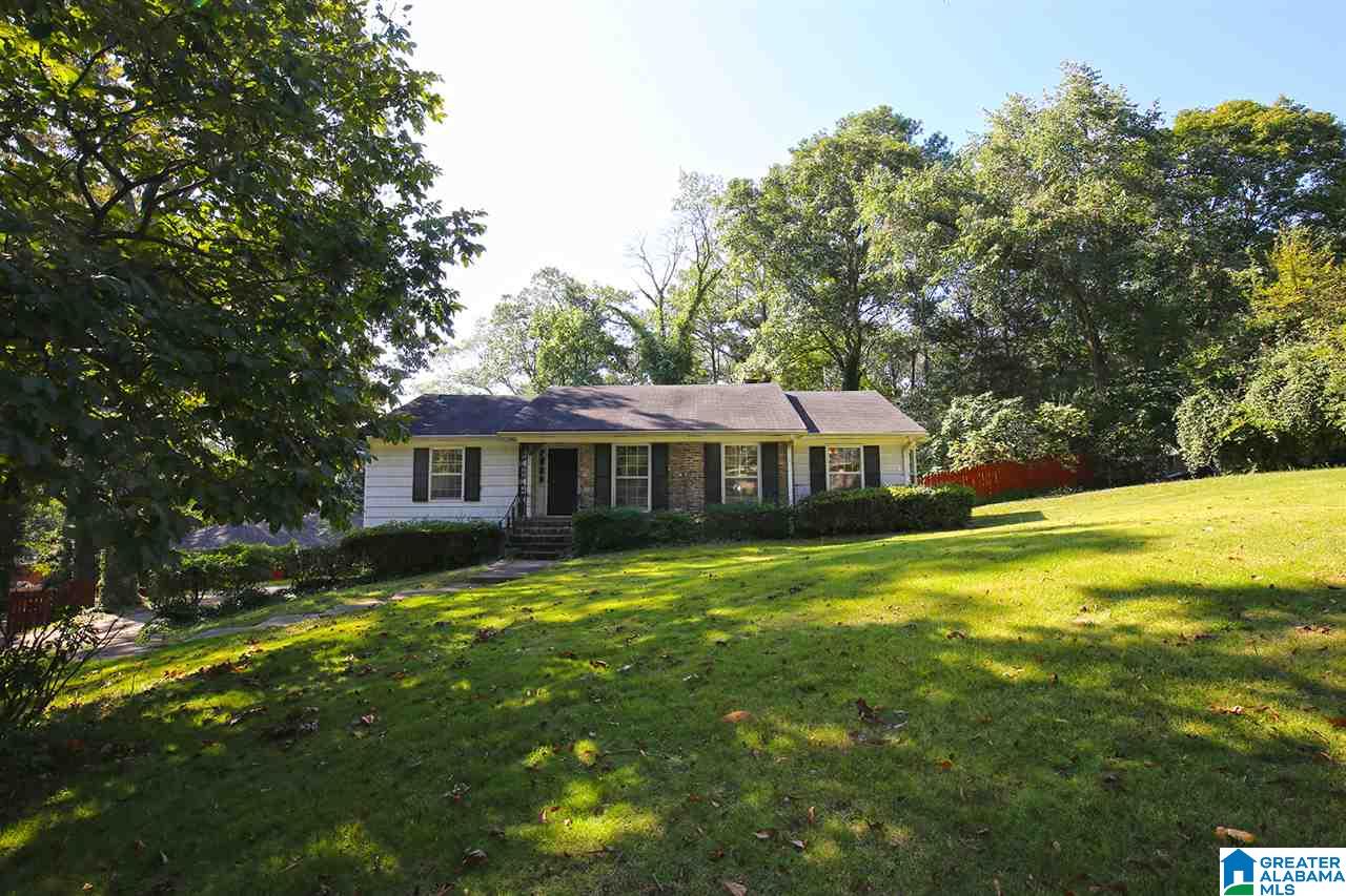 1104 Iredell Cir
