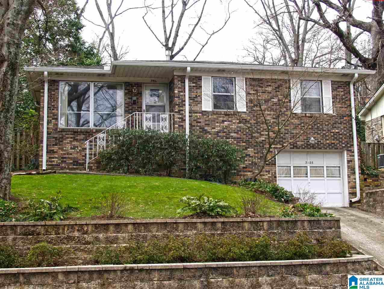 3186 Highland Dr