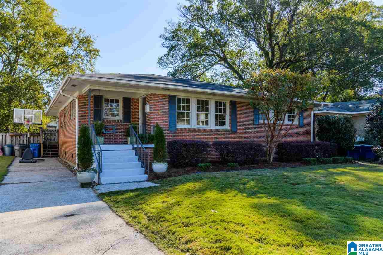 137 E GLENWOOD DR