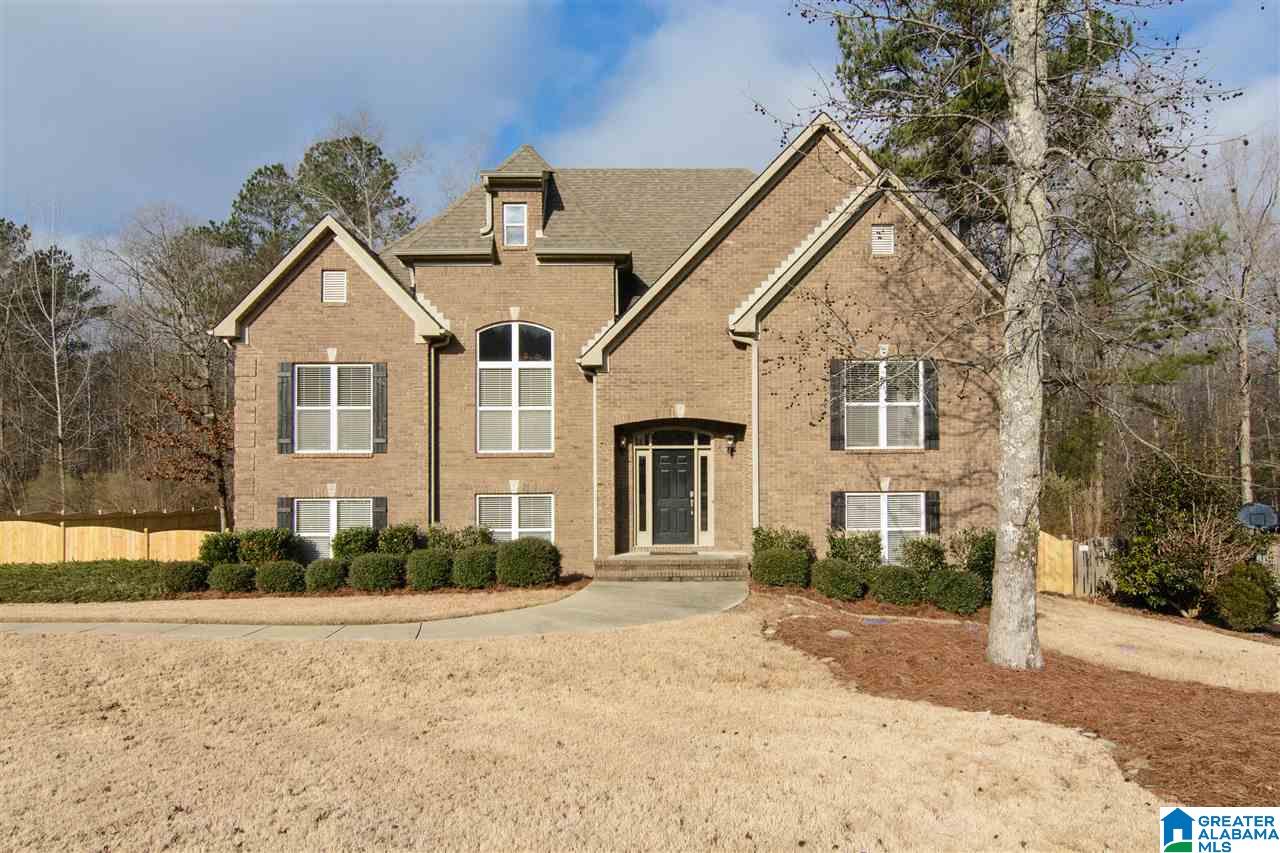 100 Oakbrook Ln