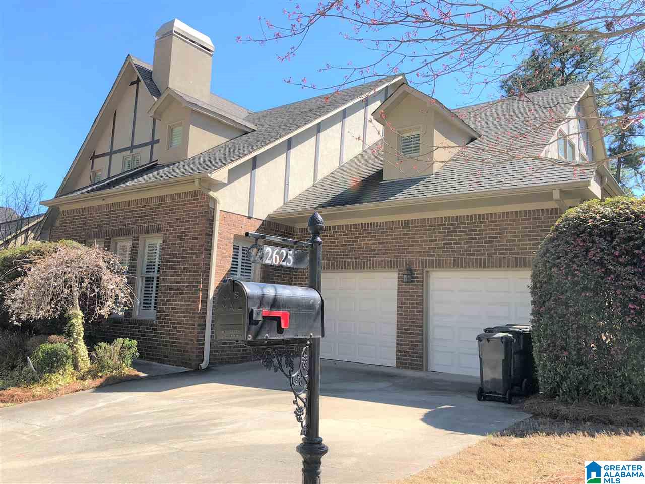 2625 River Trace Ct