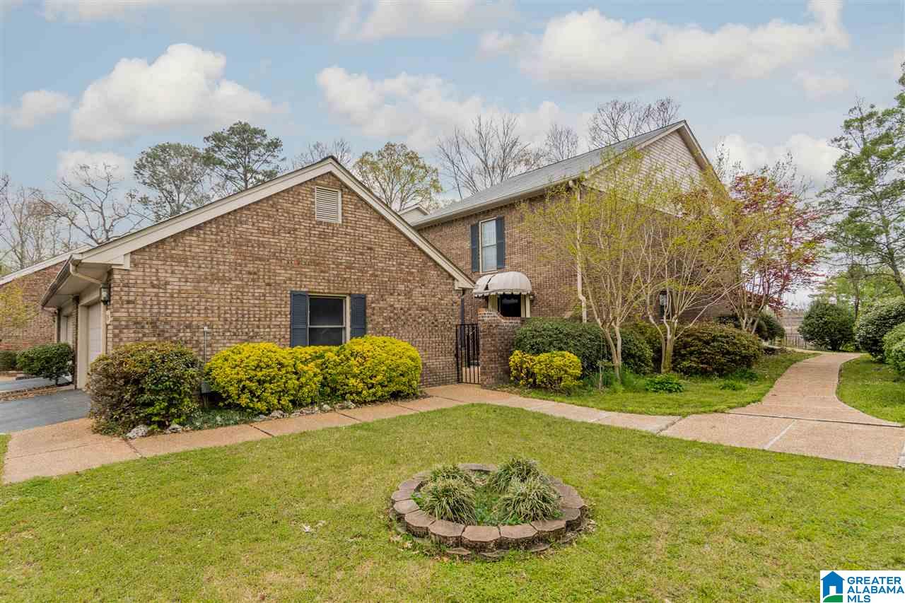 1734 Mountain Laurel Ln