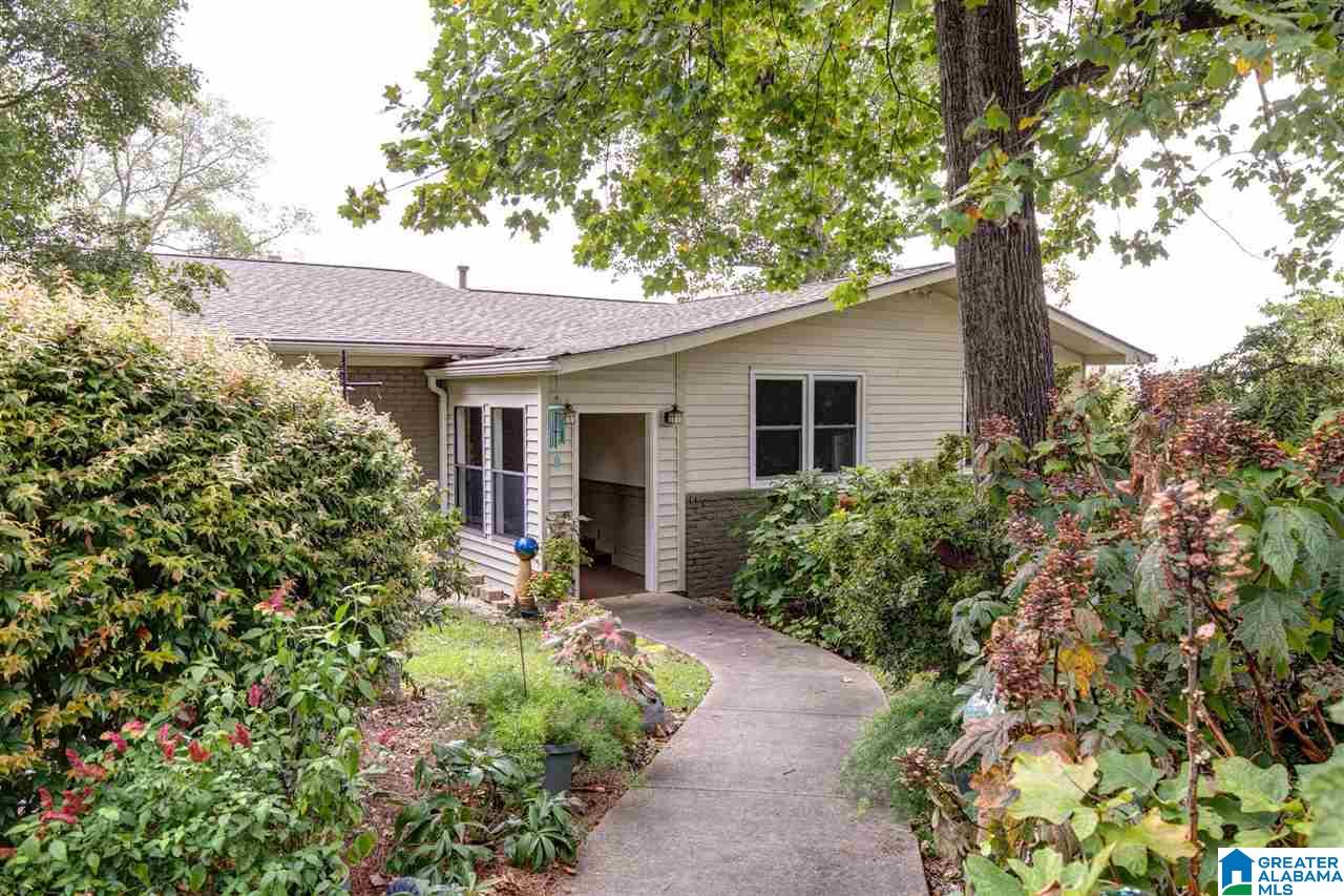 817 Comer Cir
