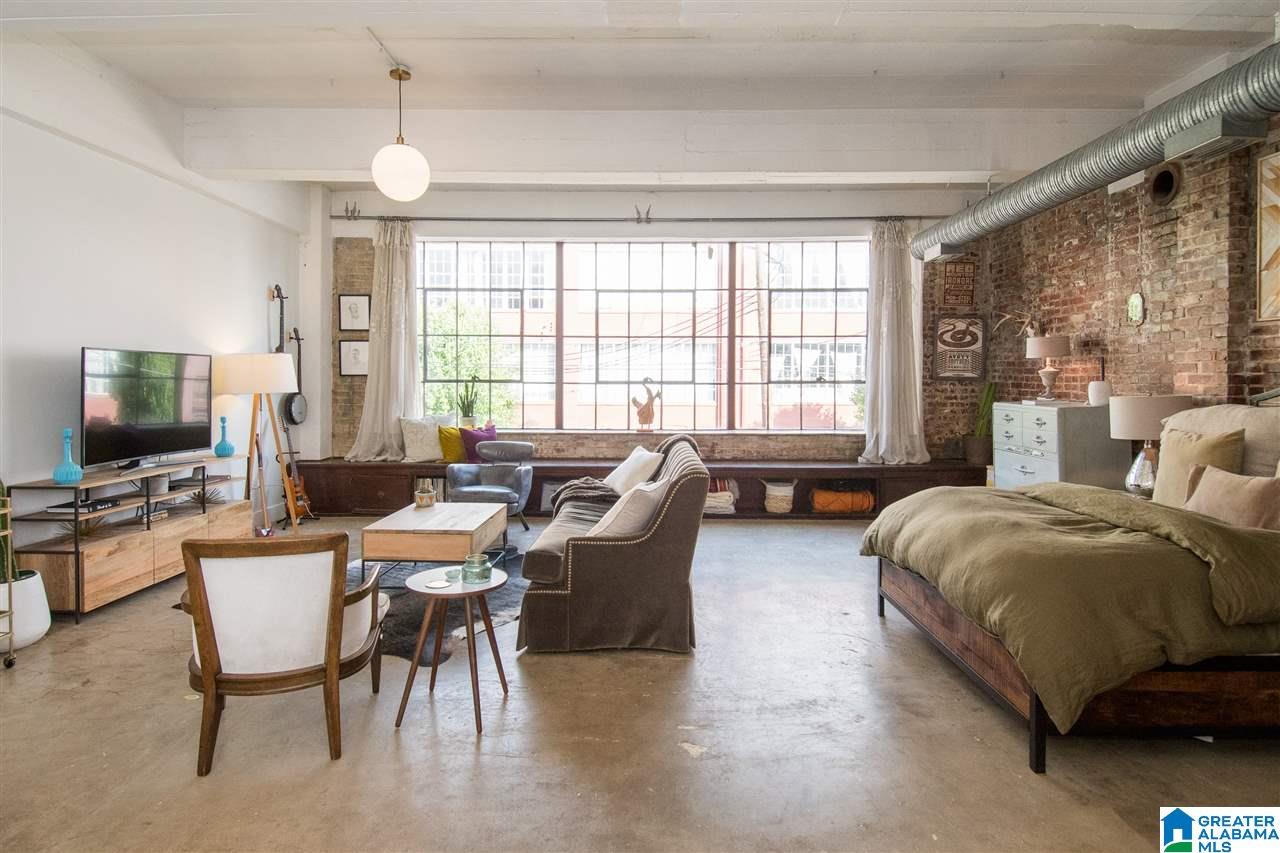 2327 Morris Ave Apt 2B