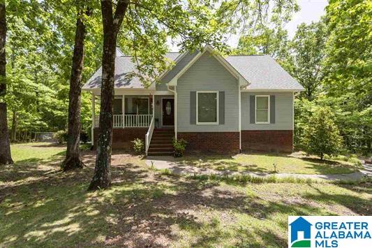123 Chestnut Dr