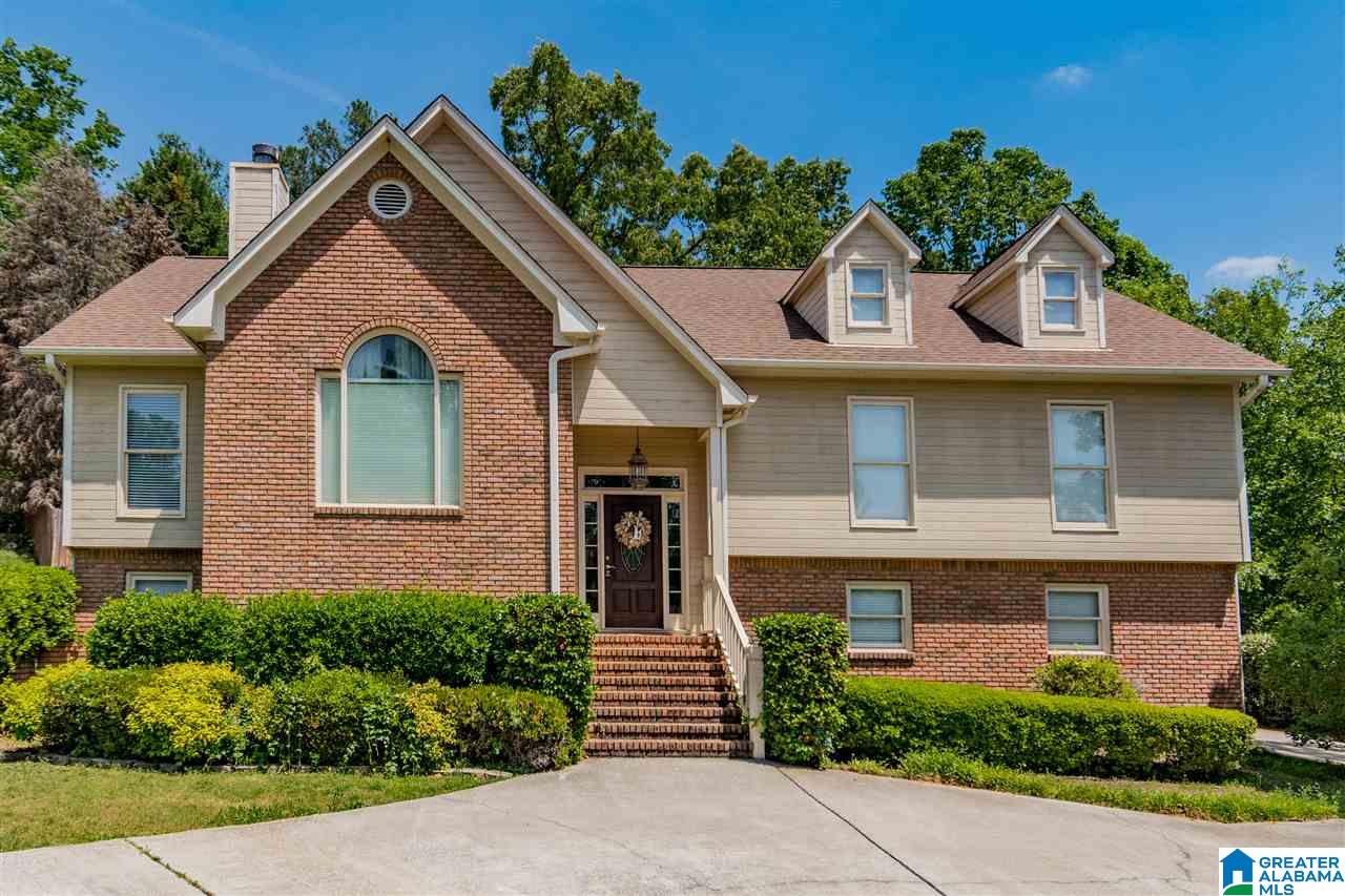 1957 Strawberry Ln
