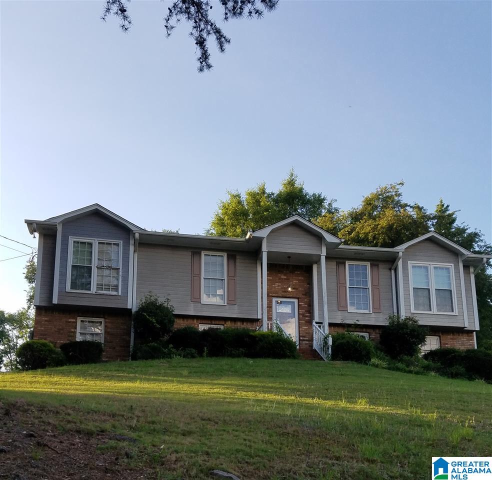 704 Gable Dr