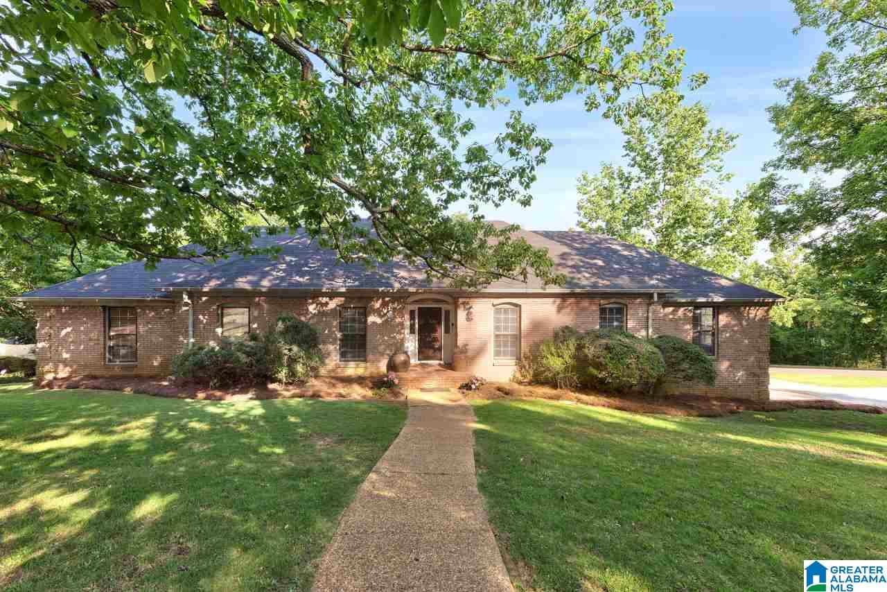 2903 N Woodridge Rd
