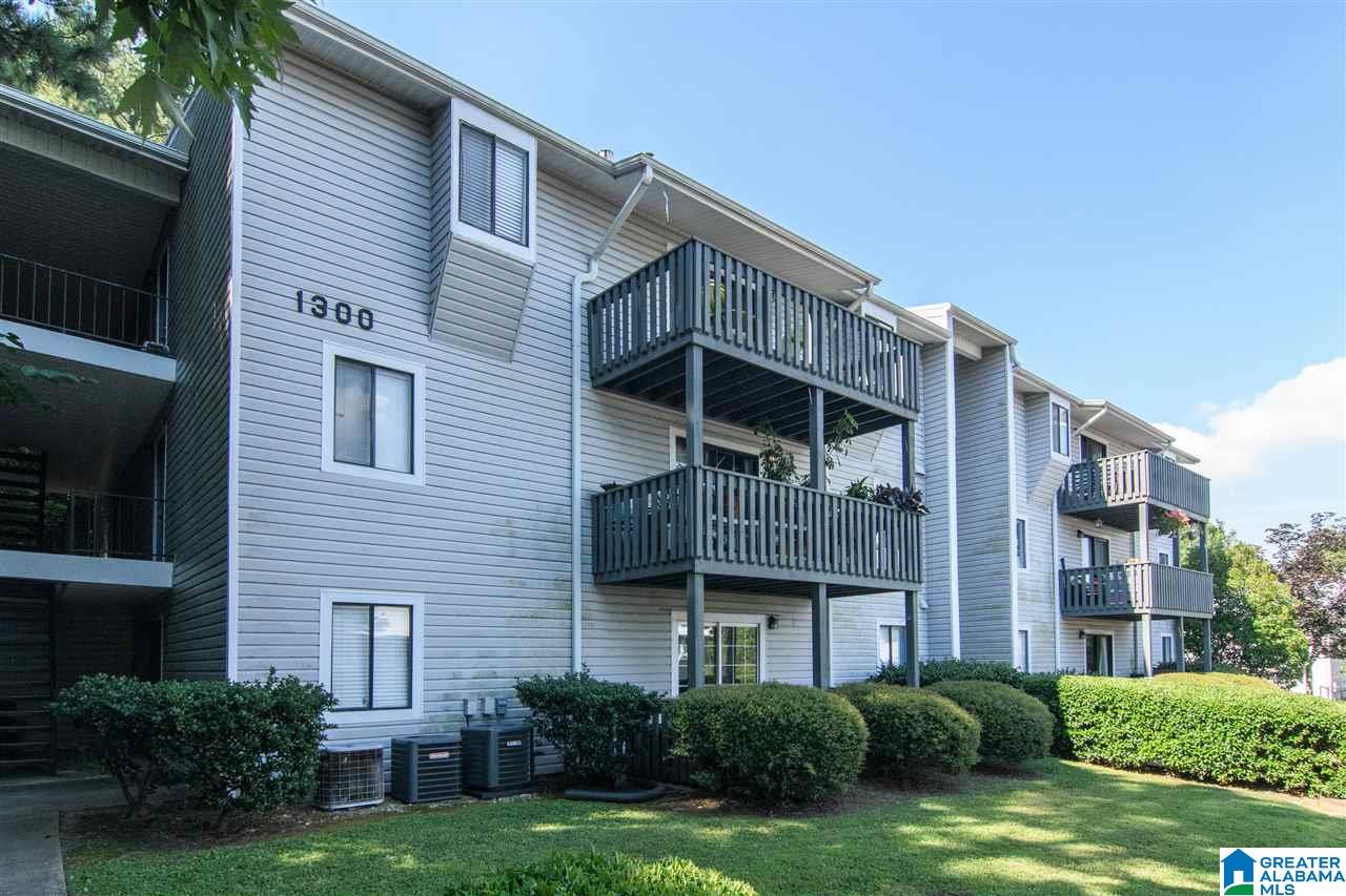1303 Woodland Vlg