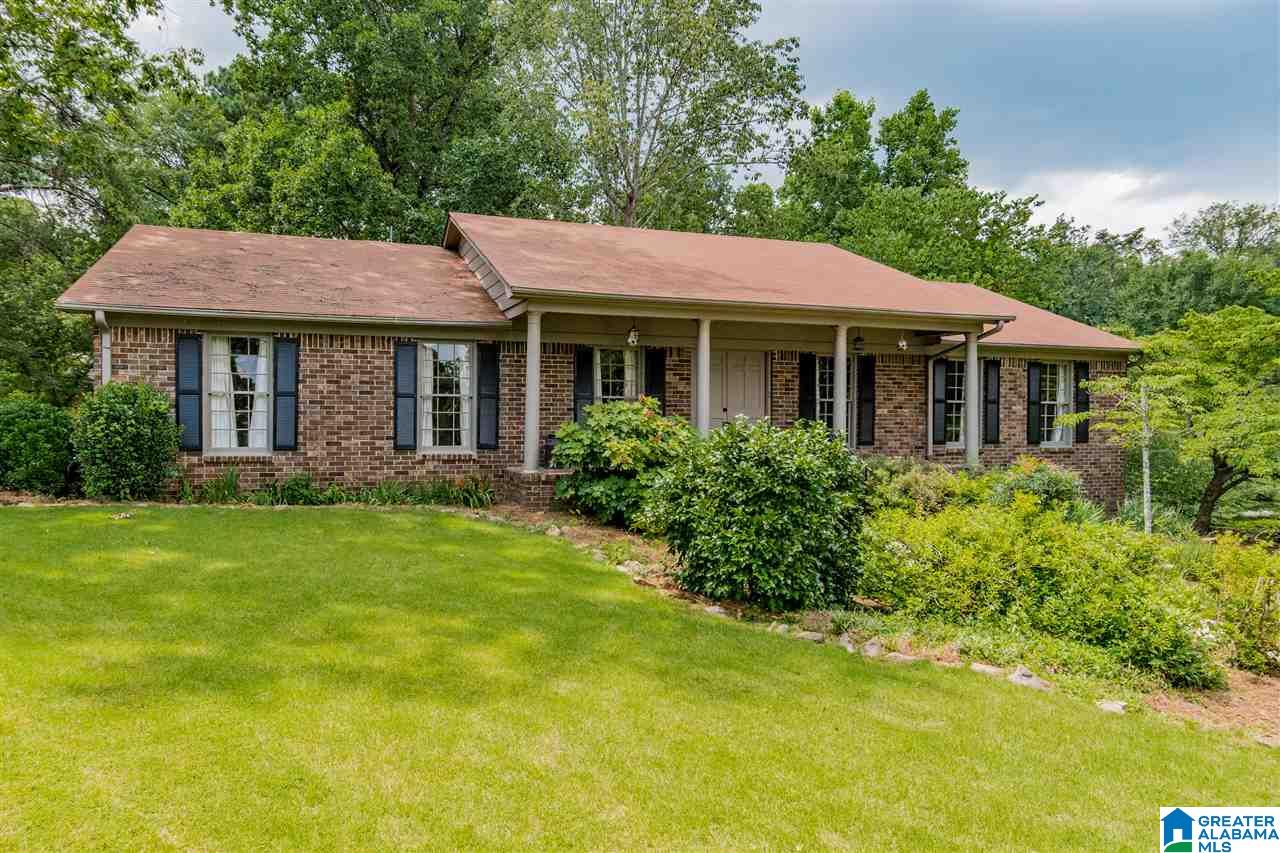 453 Laredo Dr