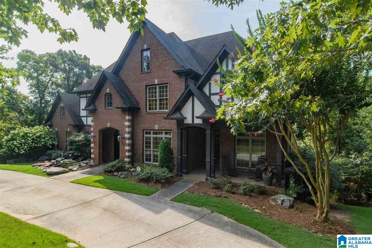 1704 Vestwood Hills Dr