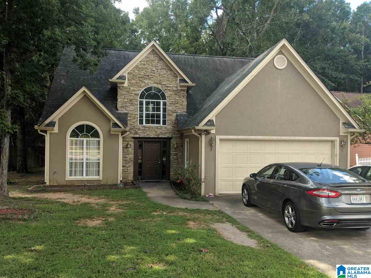 228 Greenfield Ln
