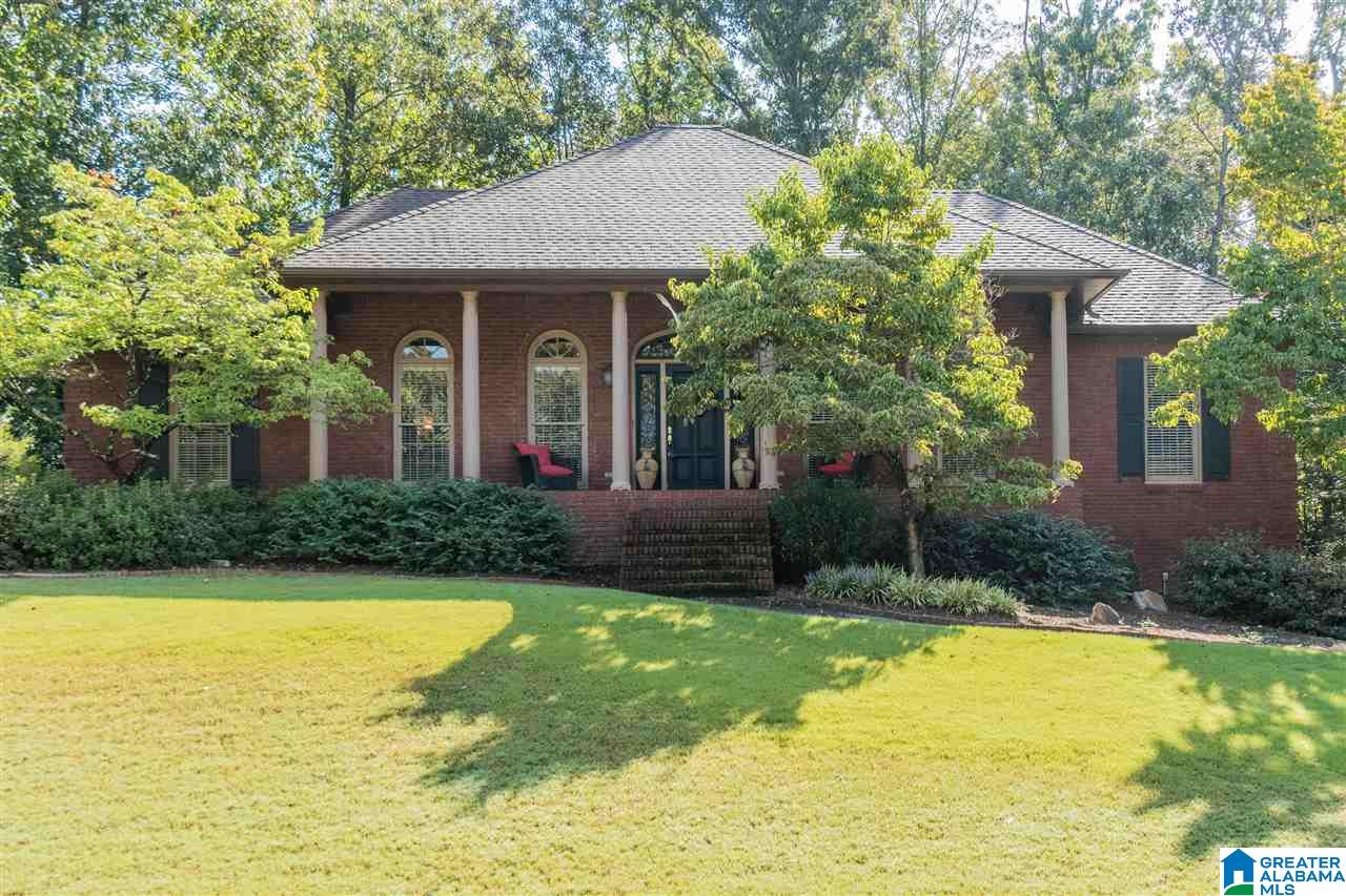 123 Redwood Dr
