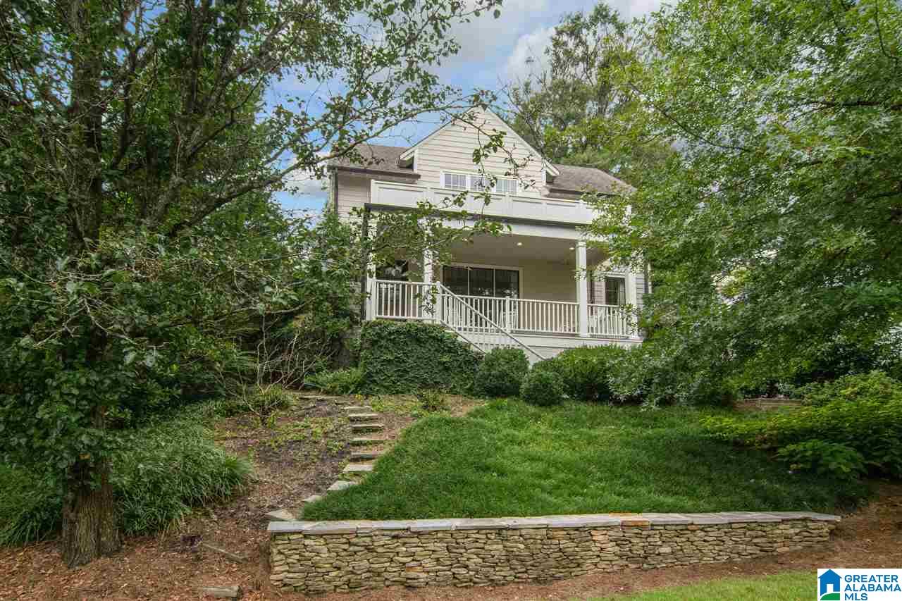114 Lorena Ln