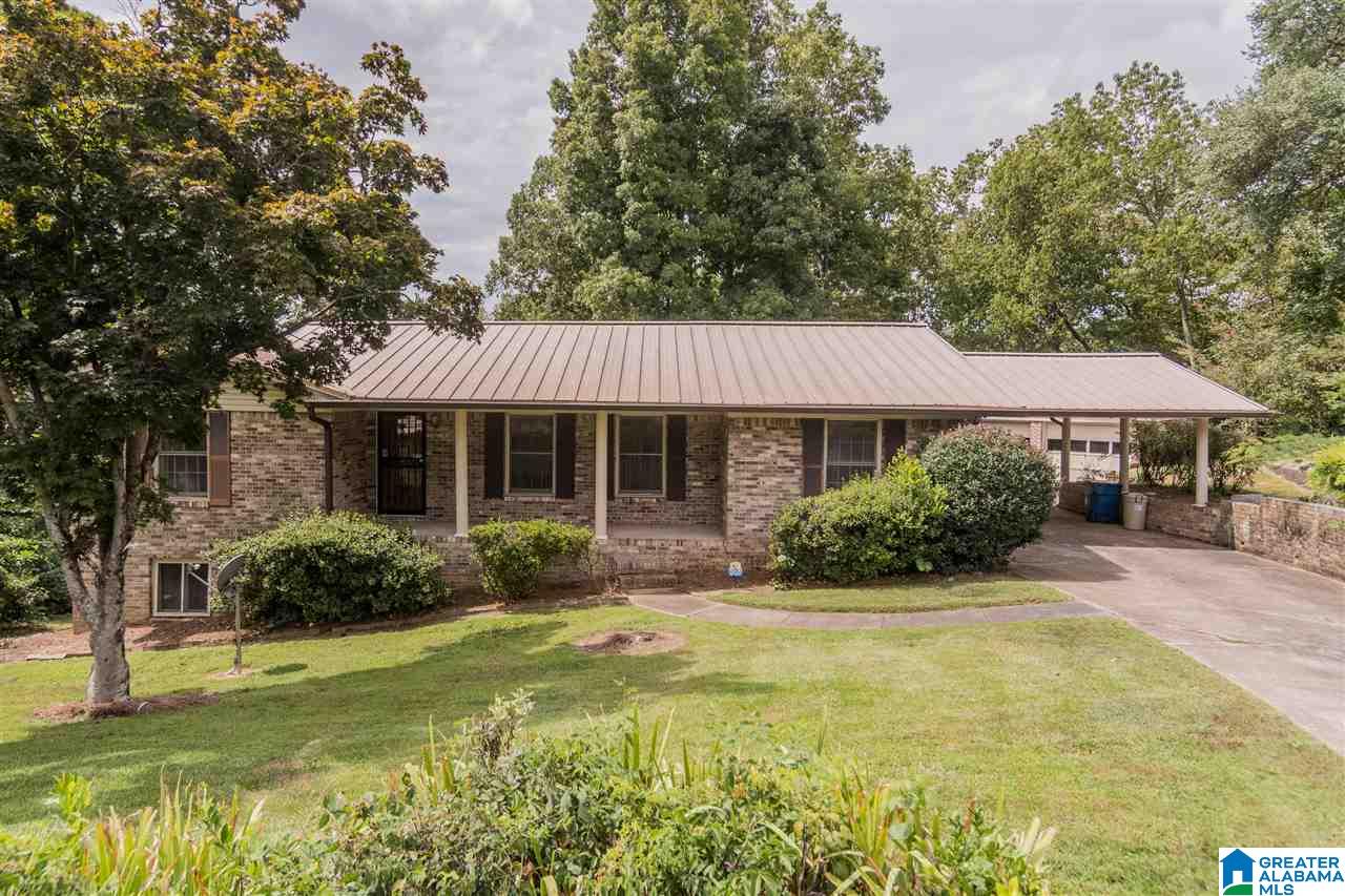 8 Woodmont Cir