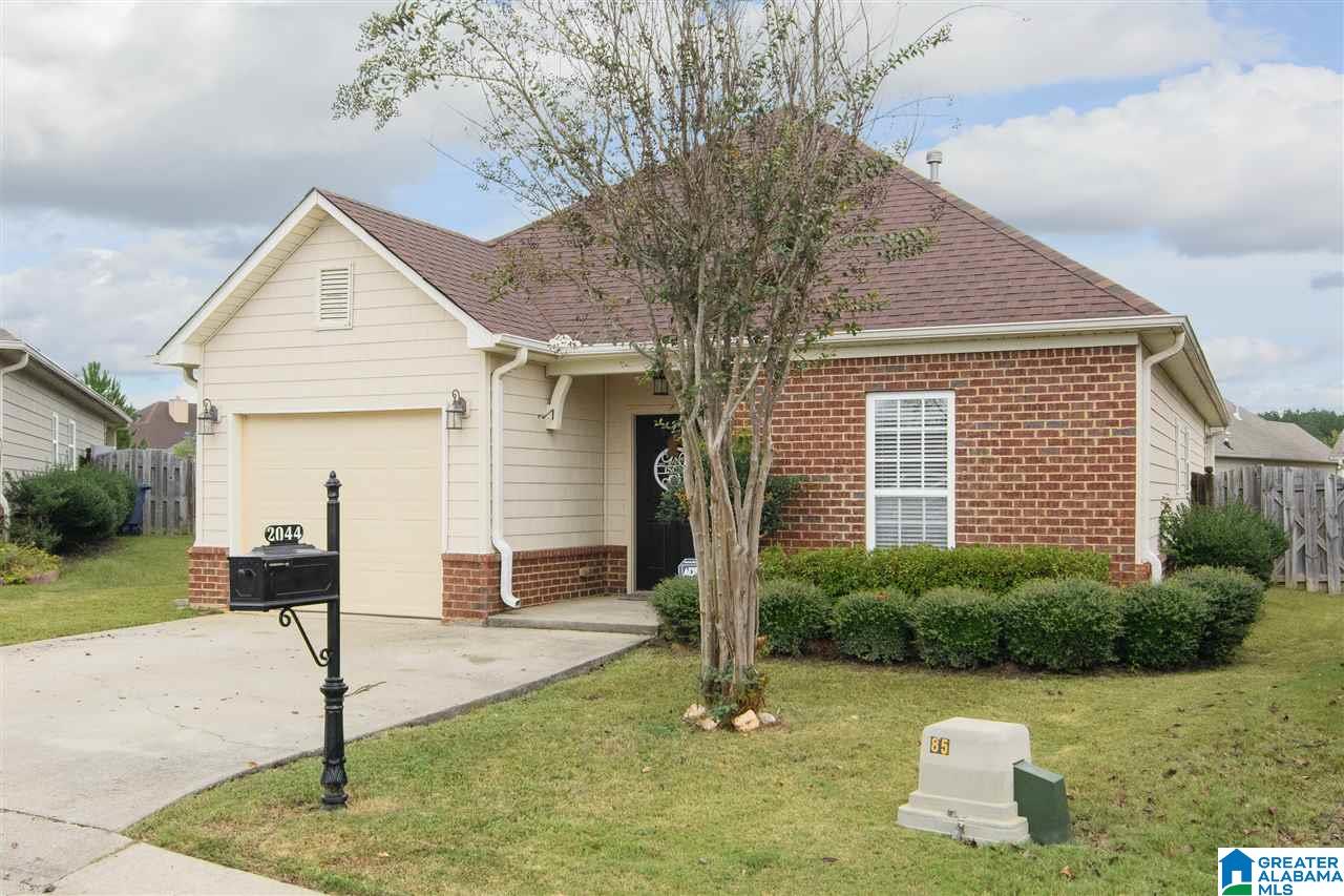 2044 Fairbank Cir