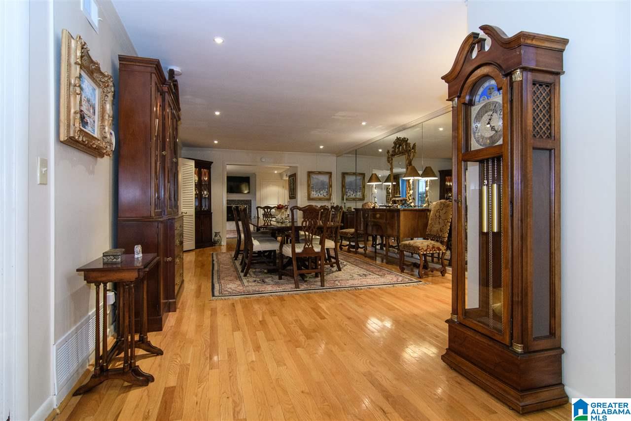 2535 Mountain Brook Cir