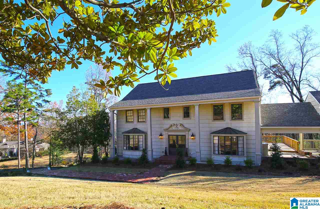 3137 N Woodridge Rd