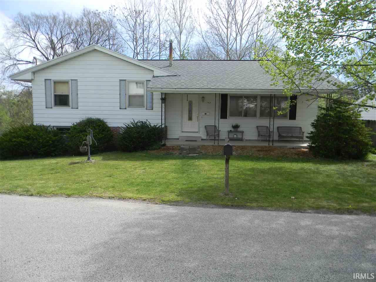 Bedford (Williams Carpenter Realtors) Carpenter Realtors, Inc.