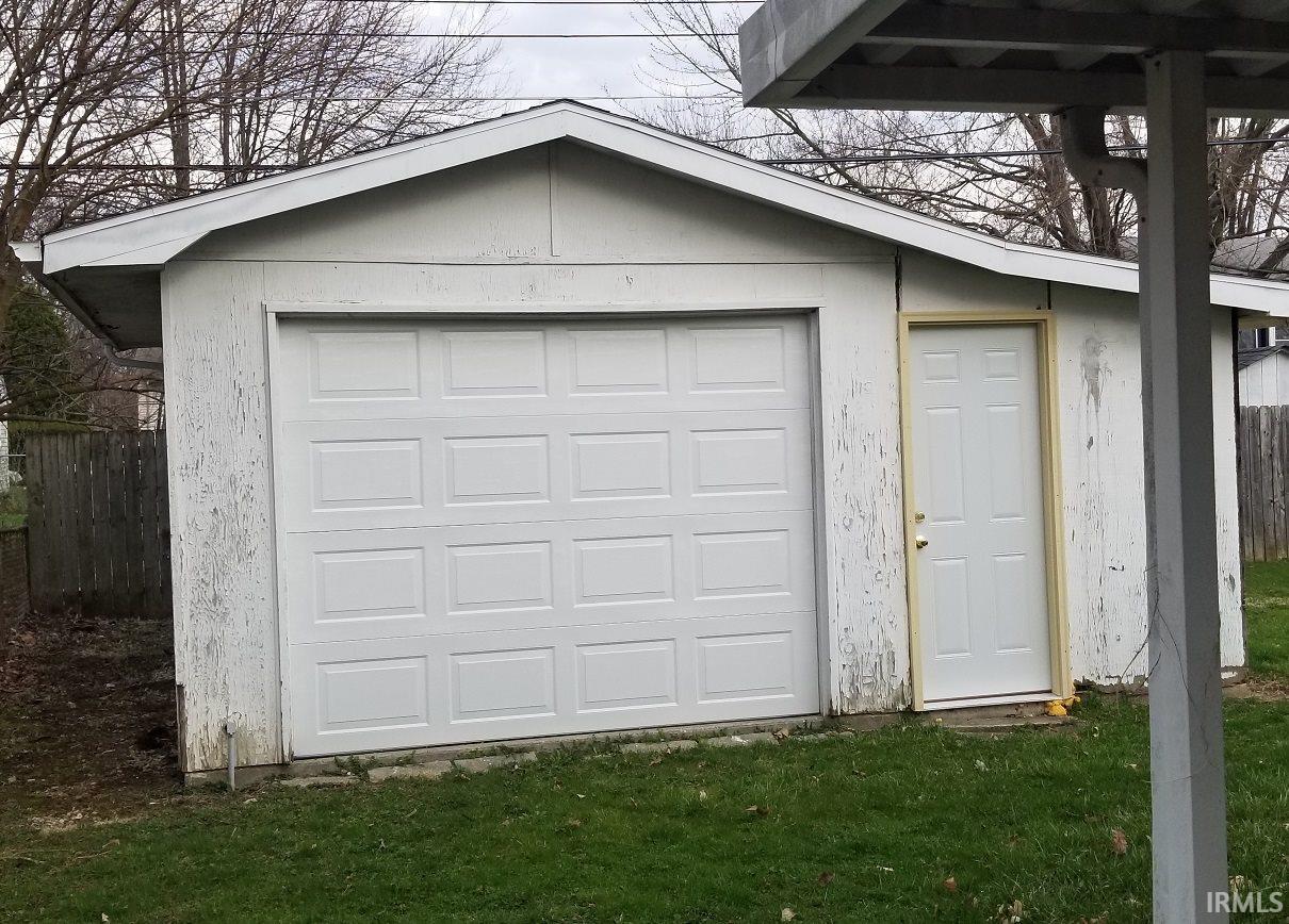 Naomi Eason Re Max Realty One 2400 Tam O Shanter Road Kokomo In
