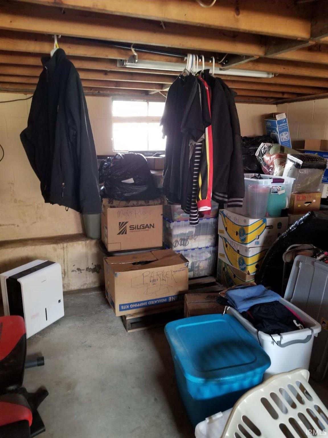 1229 Pemberton