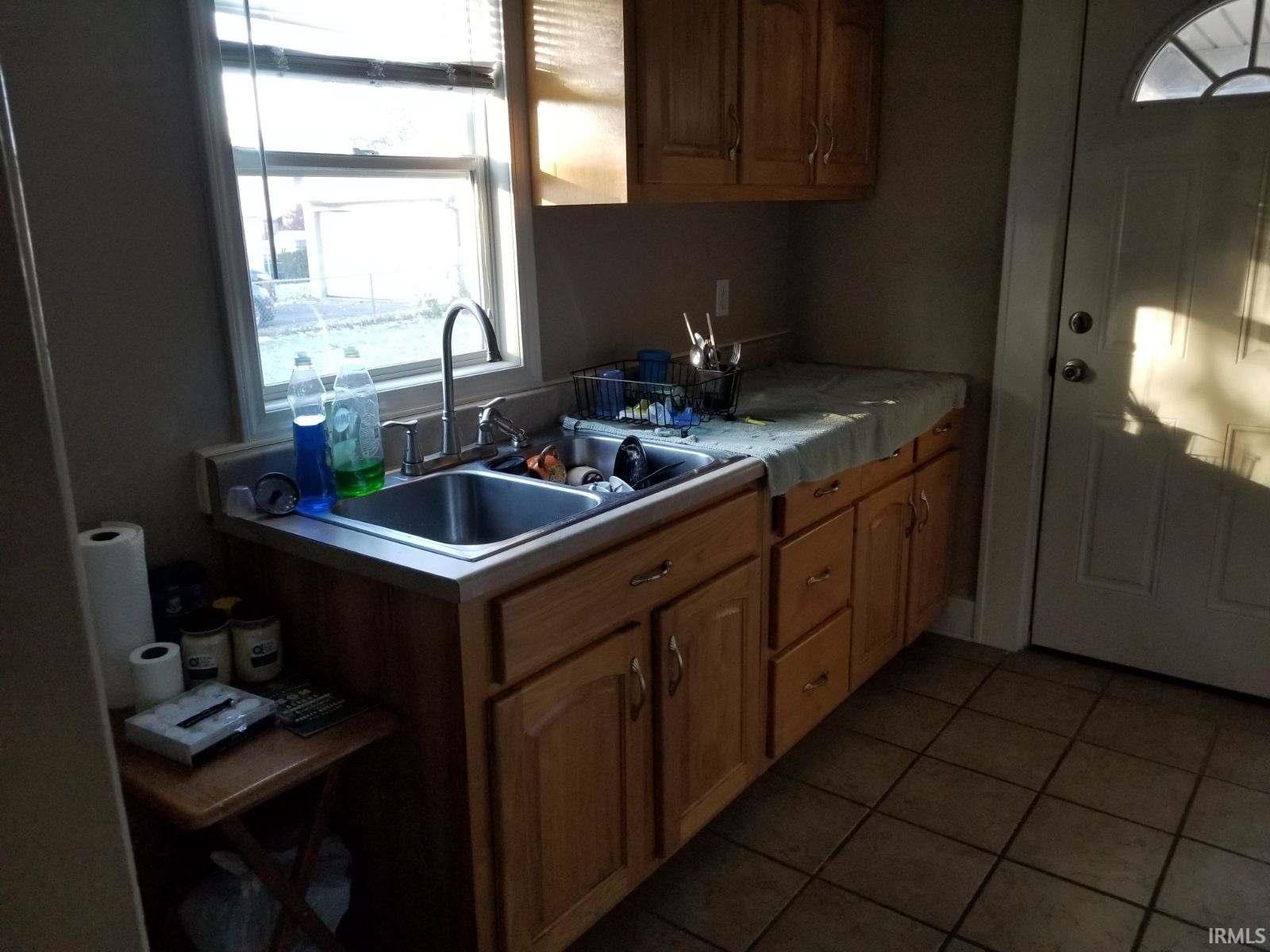 1229 Pemberton
