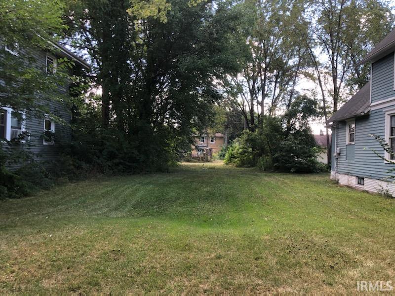 vacant lot Broadway