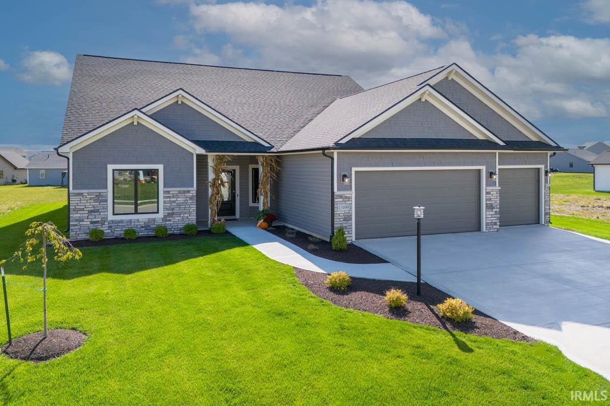 13499 Fringe Tree