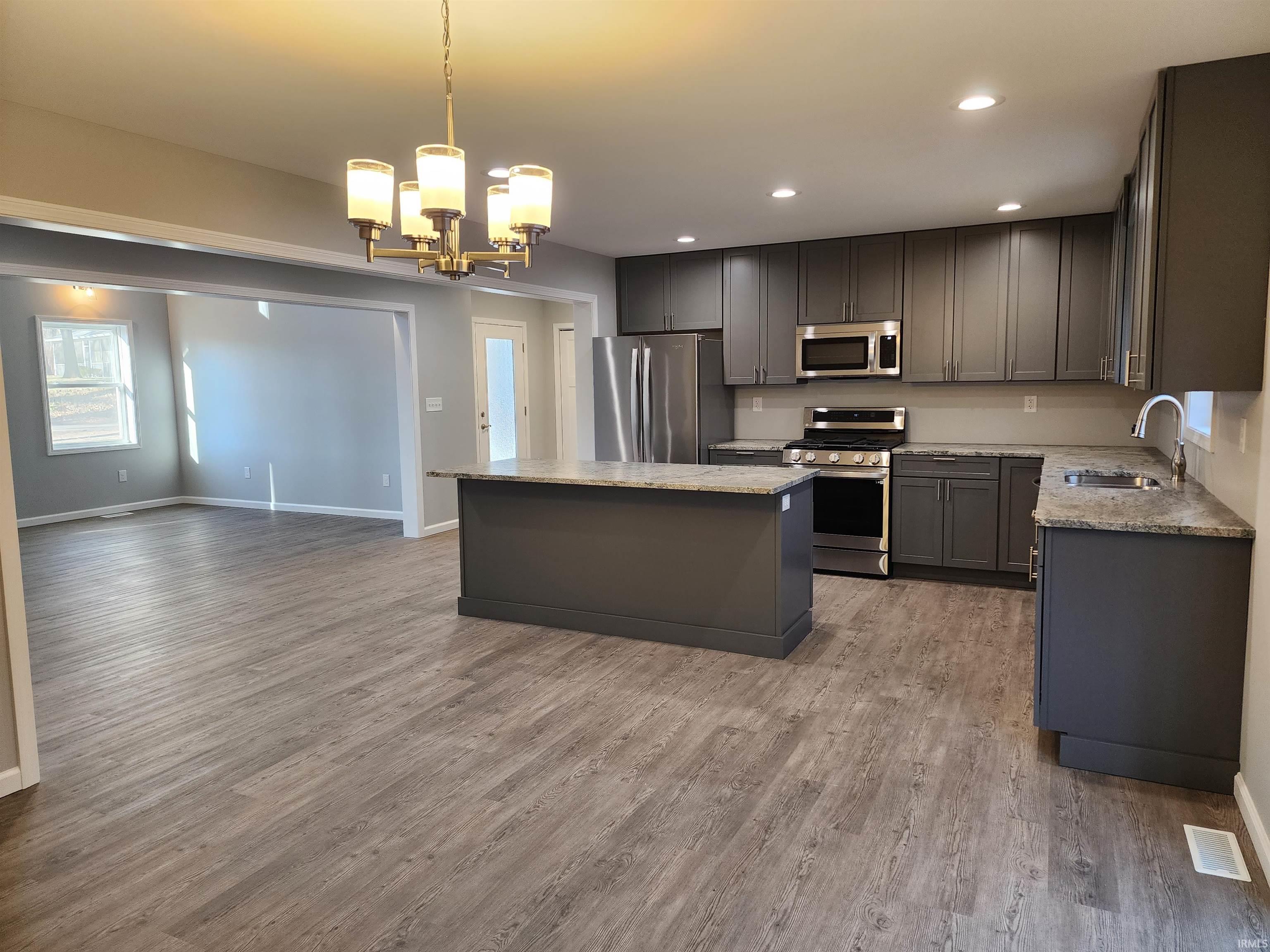 11450 Maple