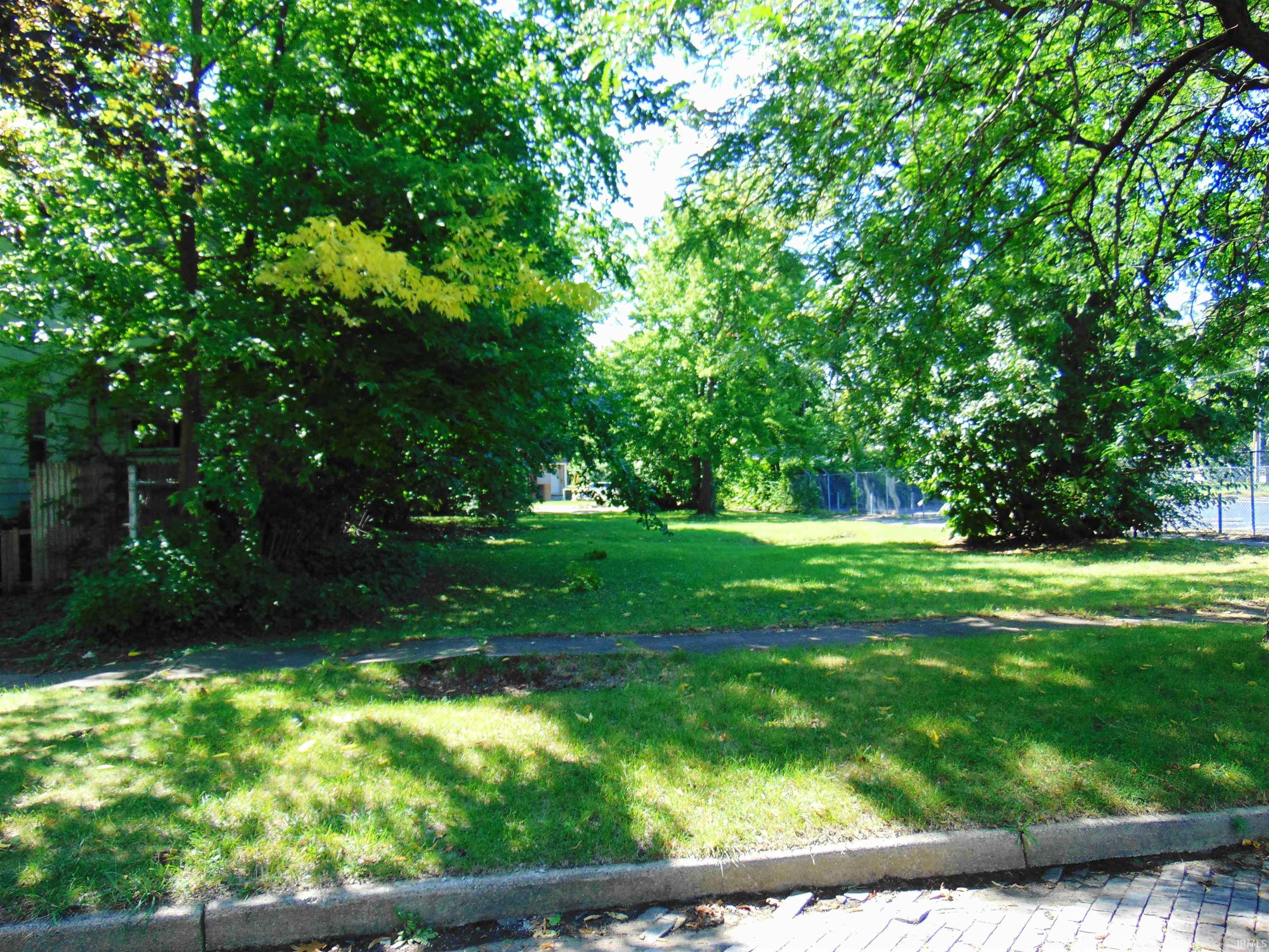 529 Columbia