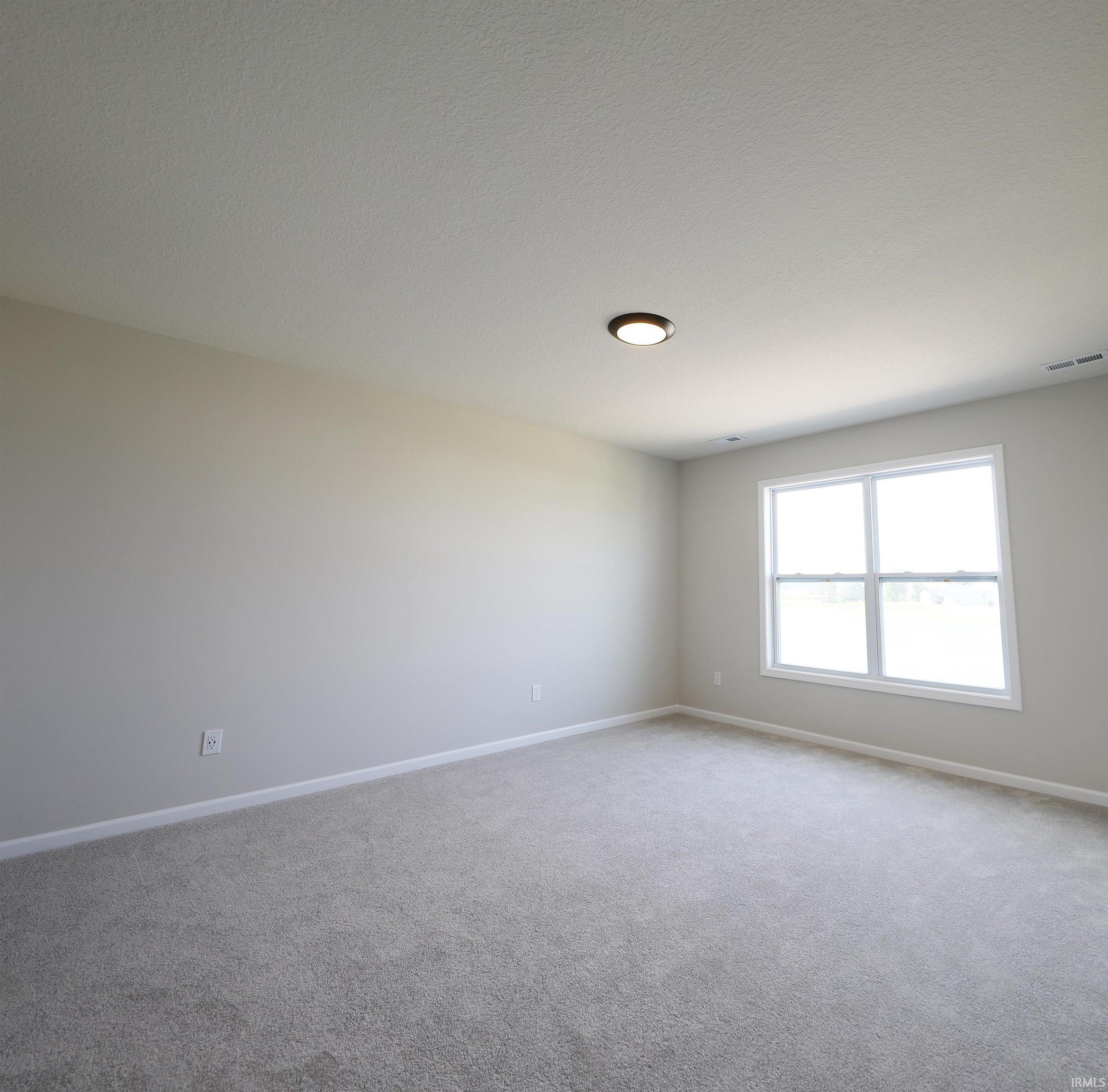 14398 Verona Lakes