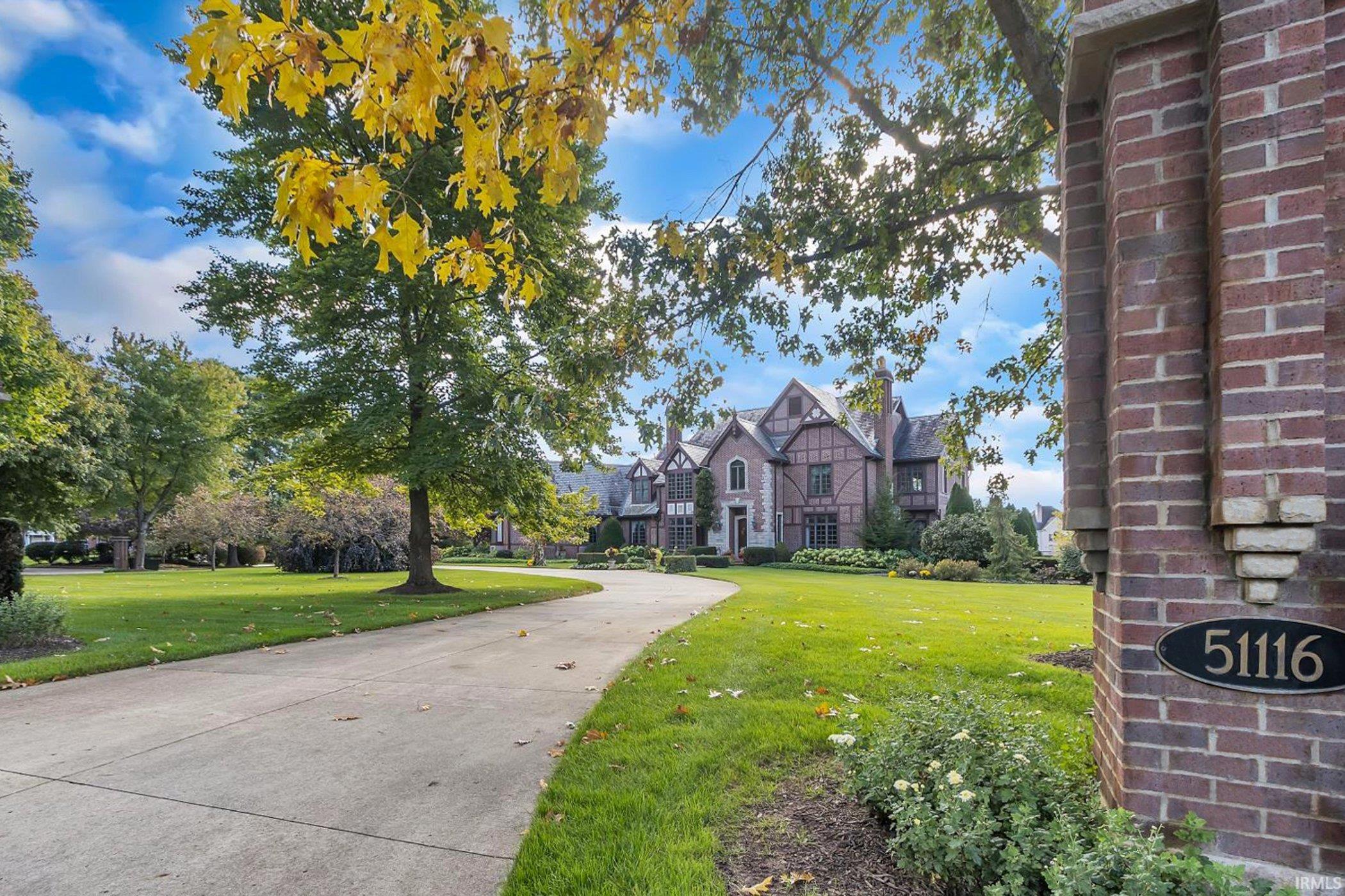 51116 Shamrock Hills
