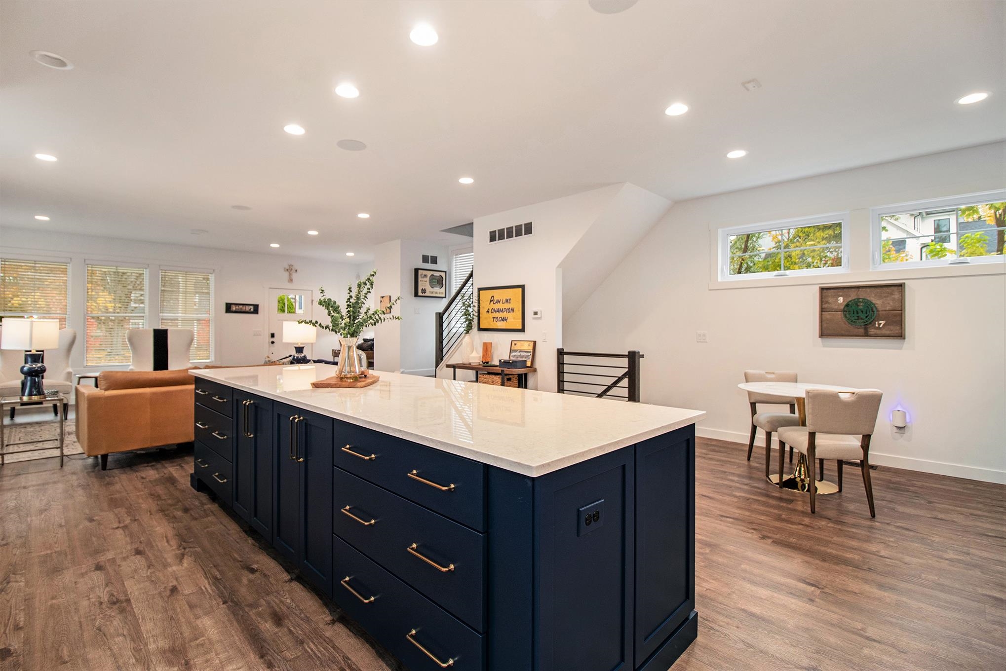 1123 Lawrence