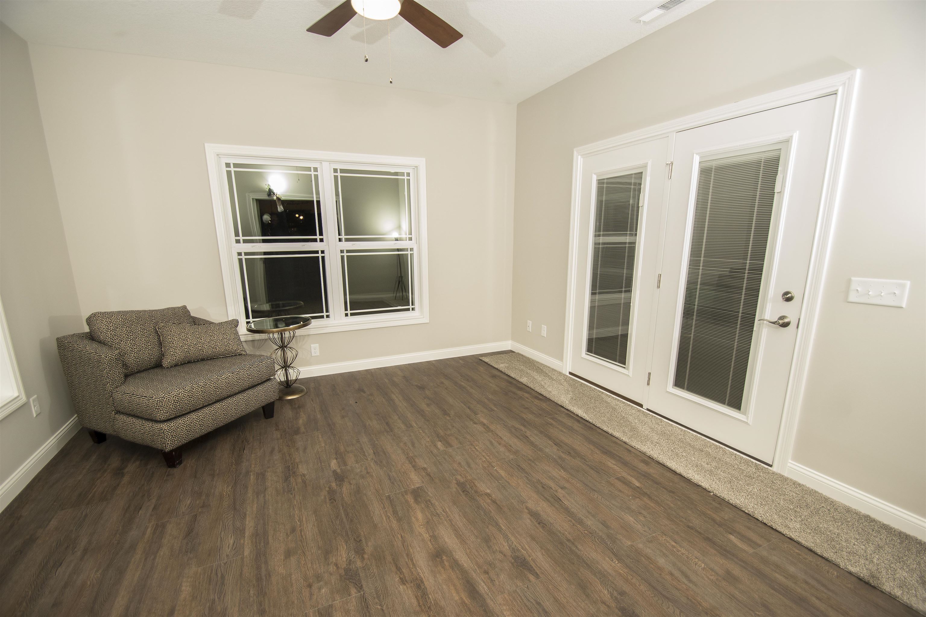 1122 Hathaway