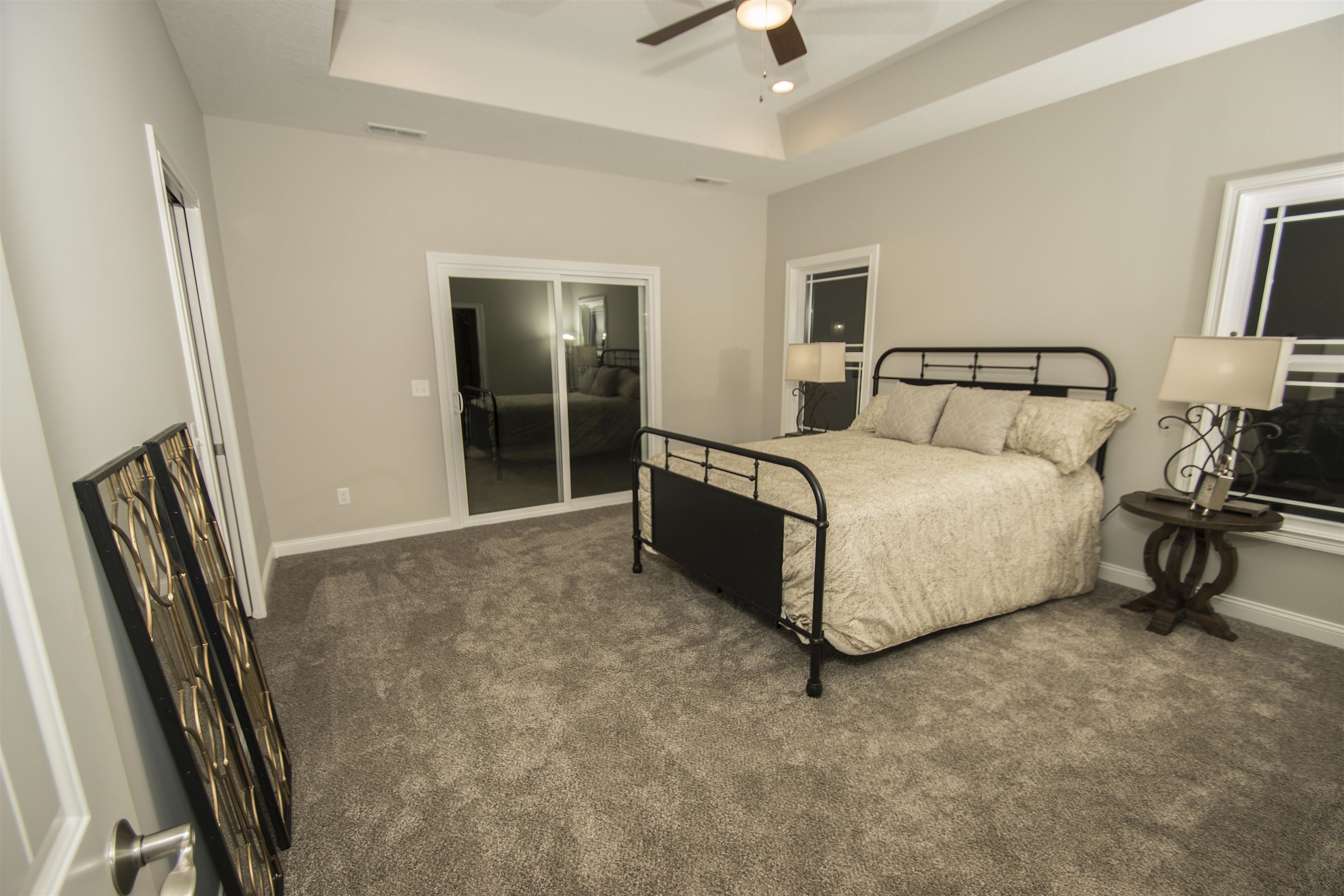 1122 Hathaway