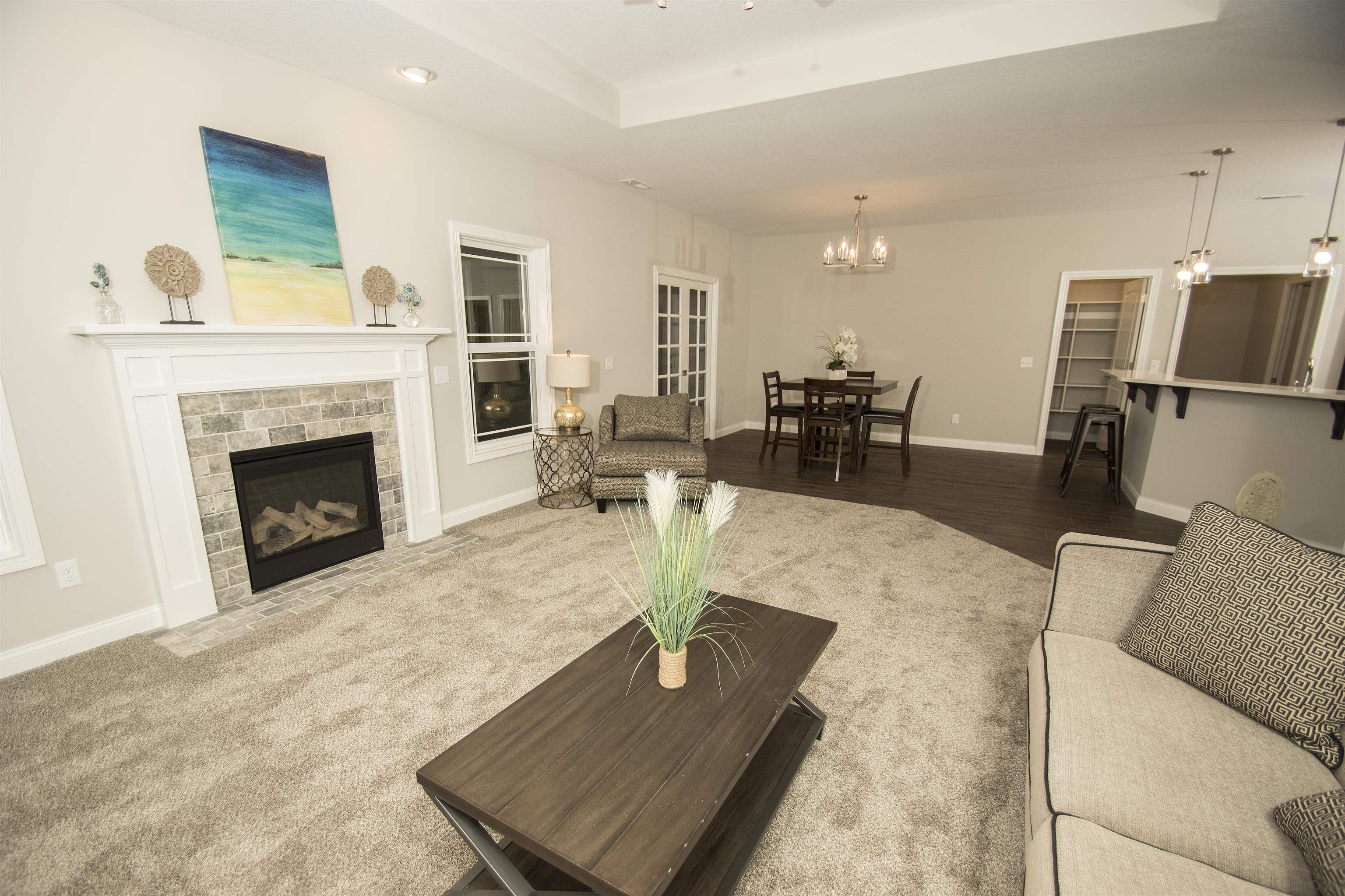 1122 Hathaway