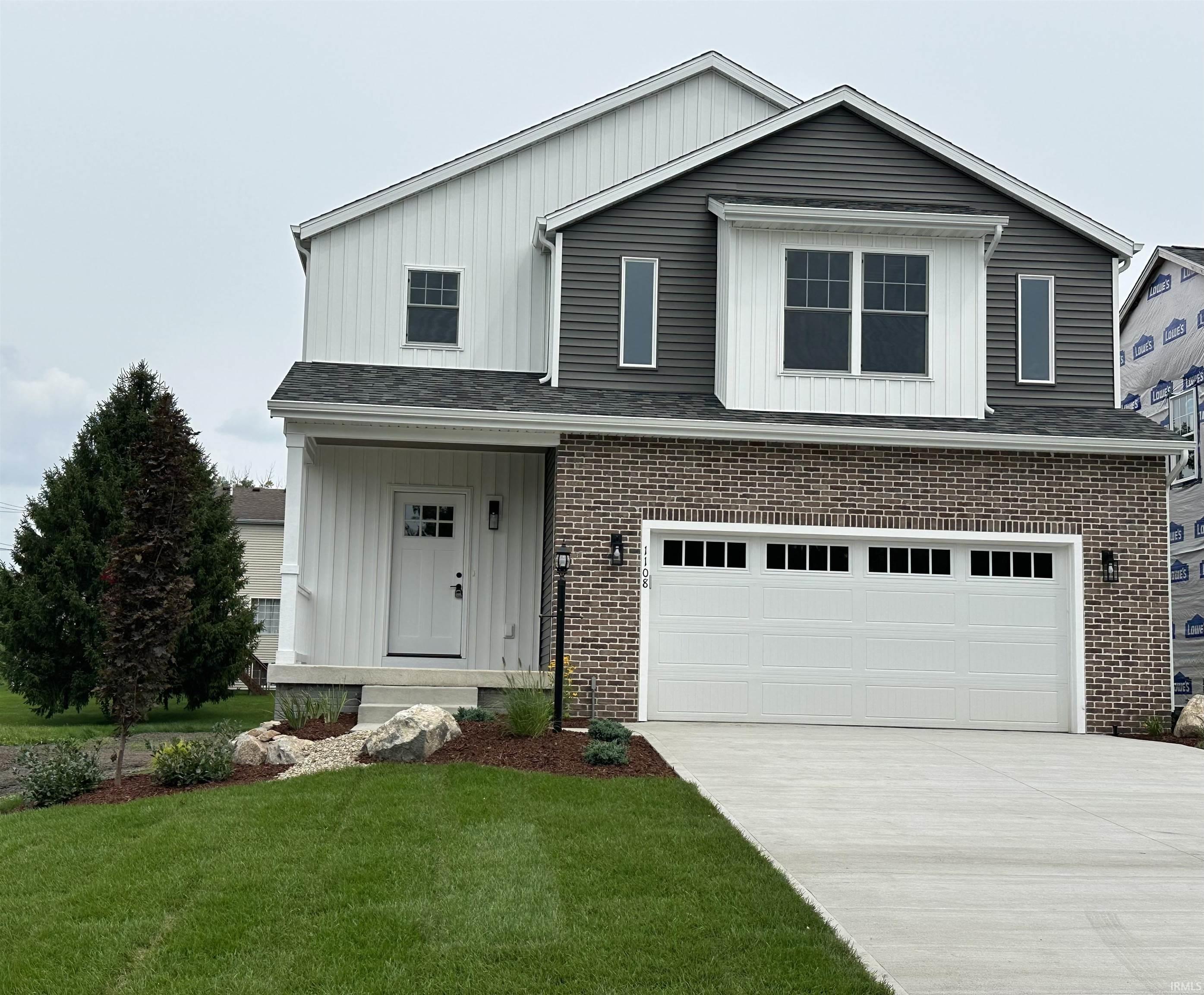 1108 Beacon