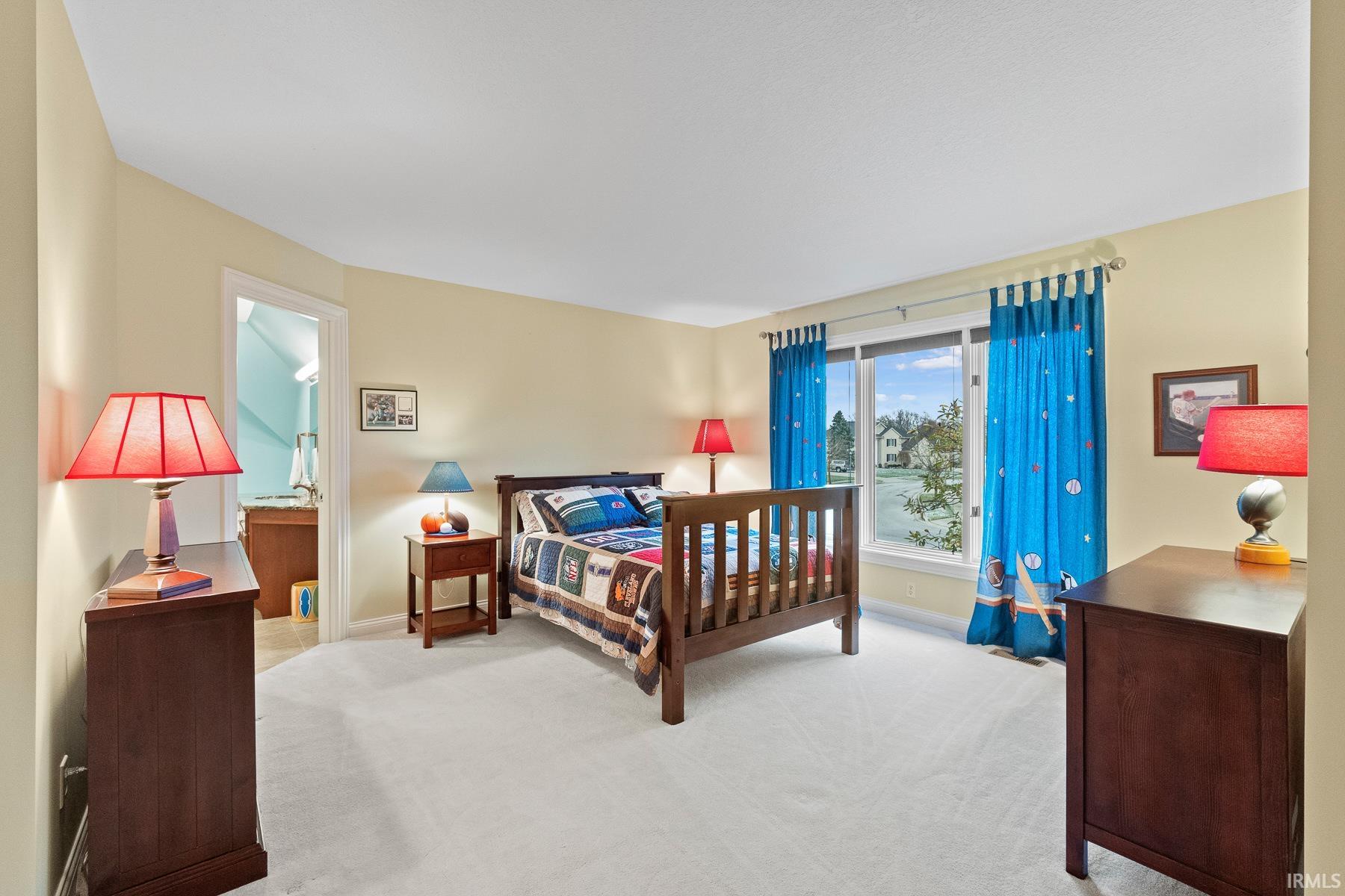 5402 Dyerbrook