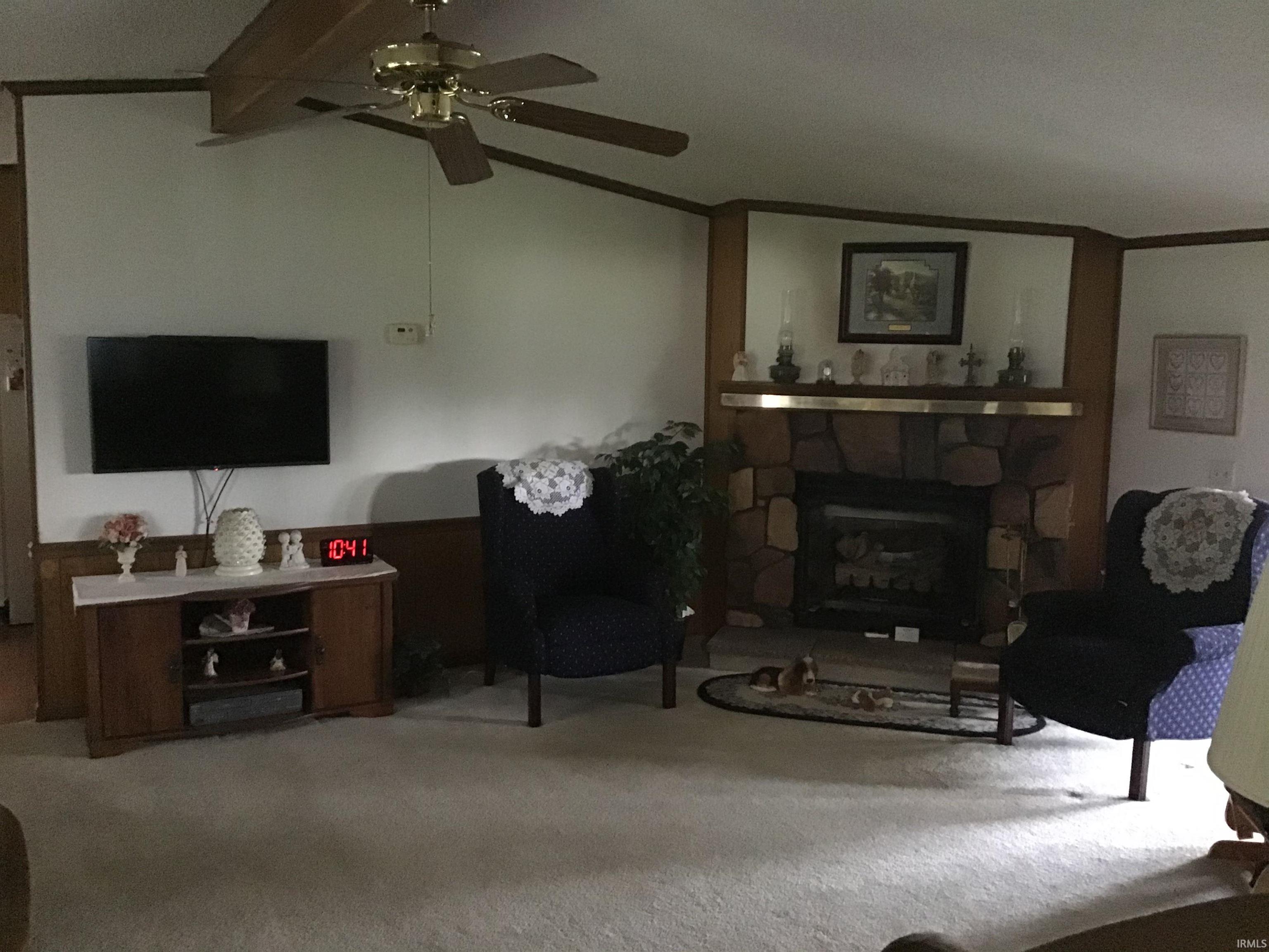915 Falvey