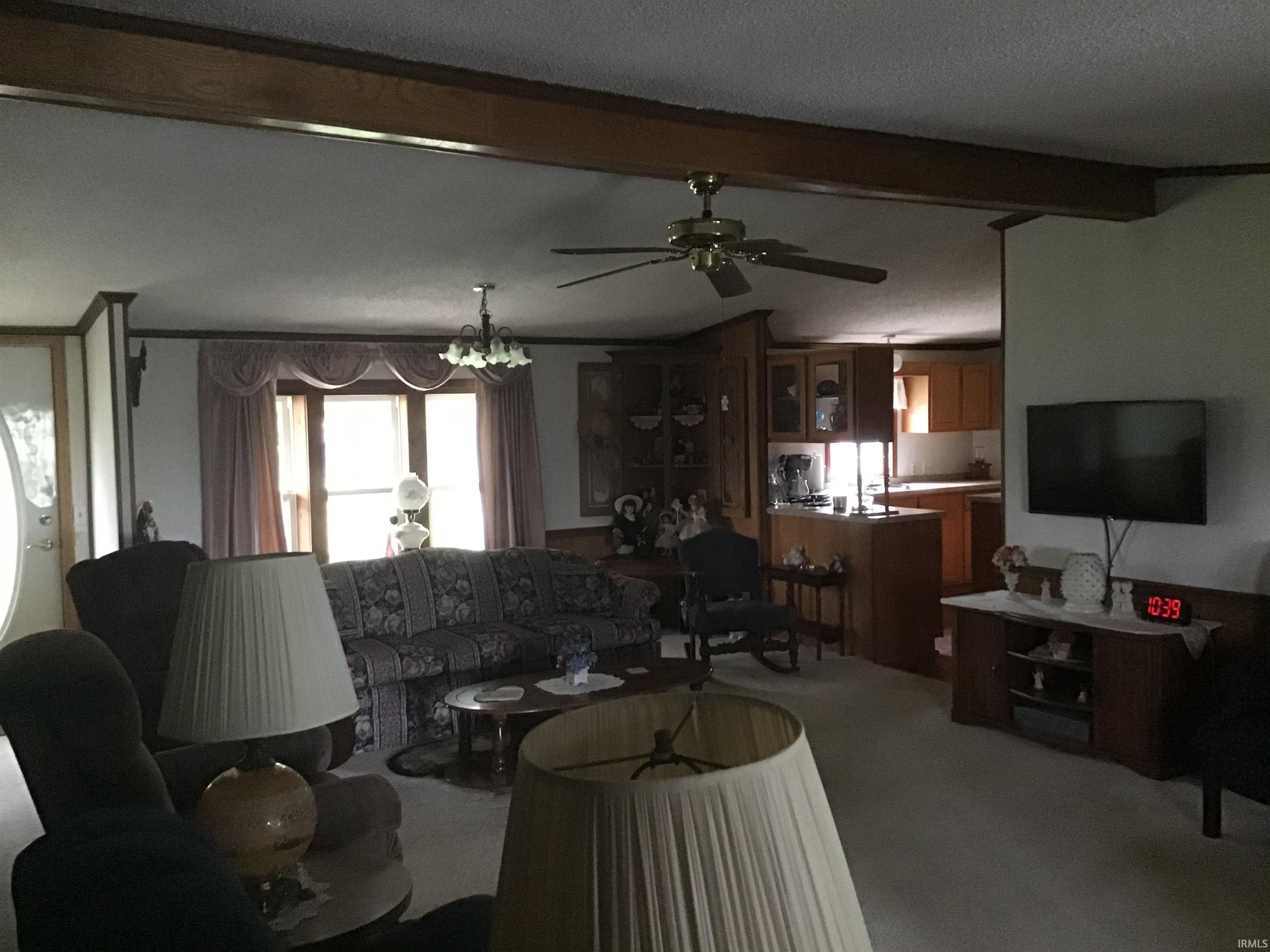 915 Falvey
