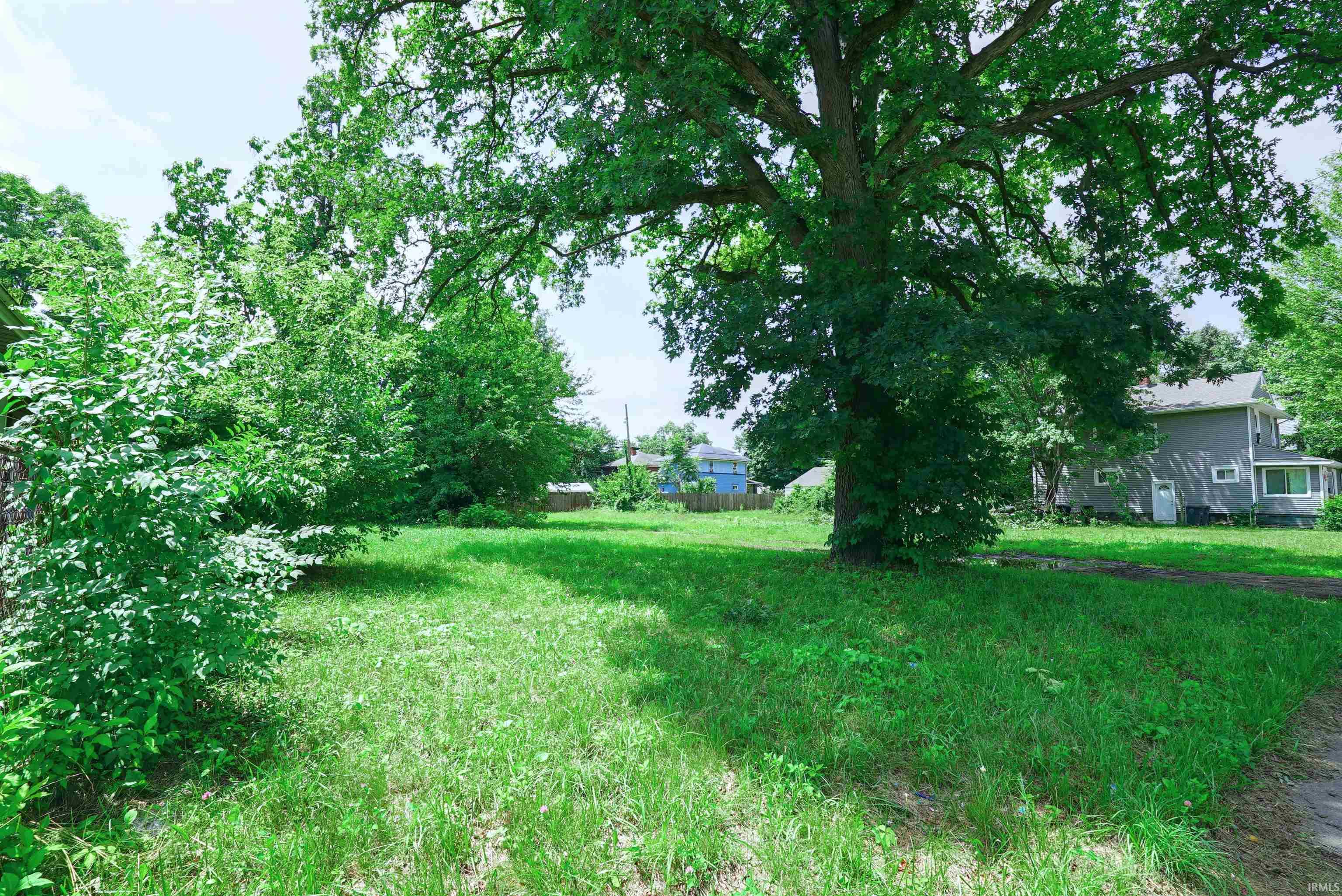 818 Indiana