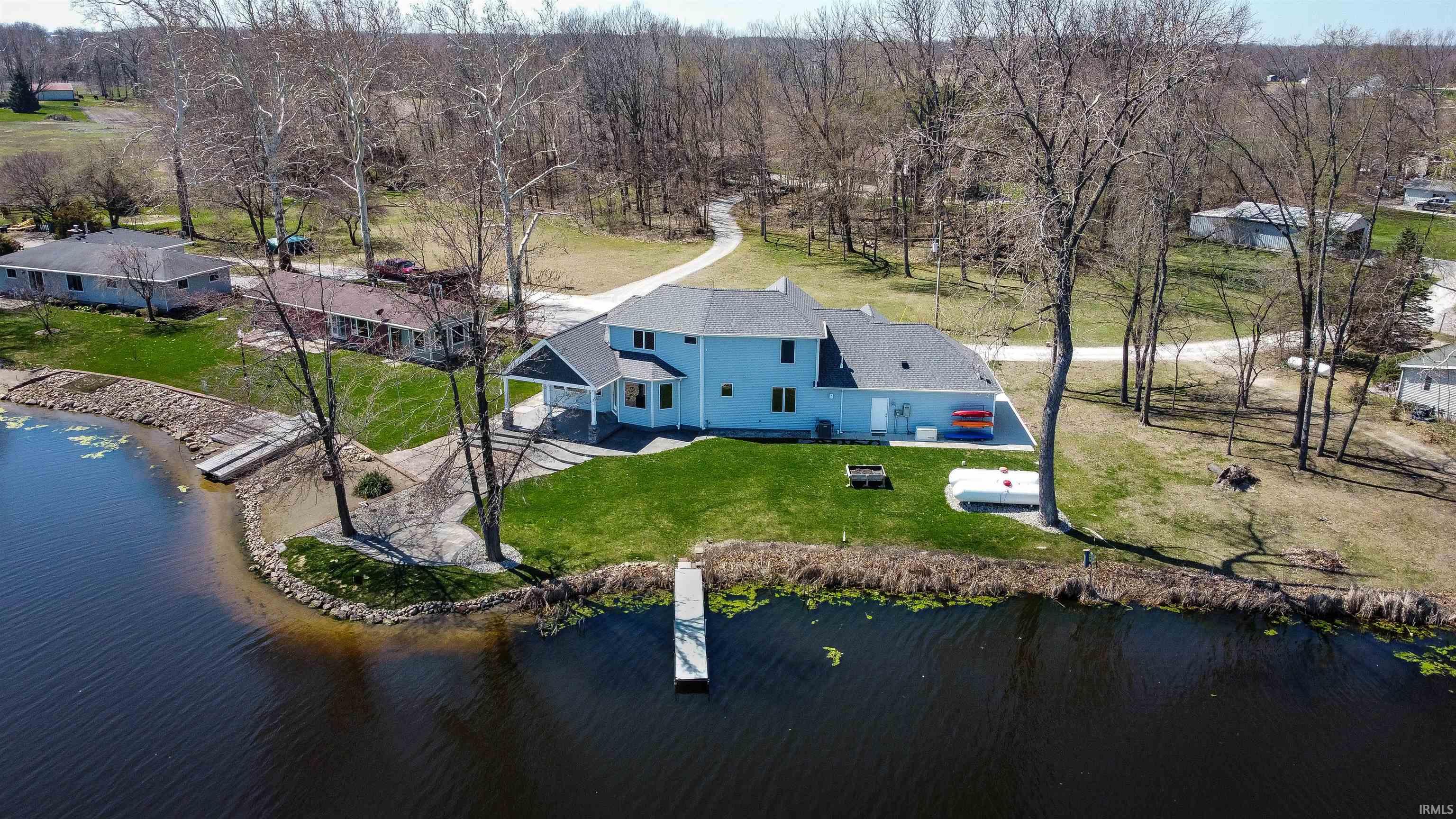 5425 Groveland