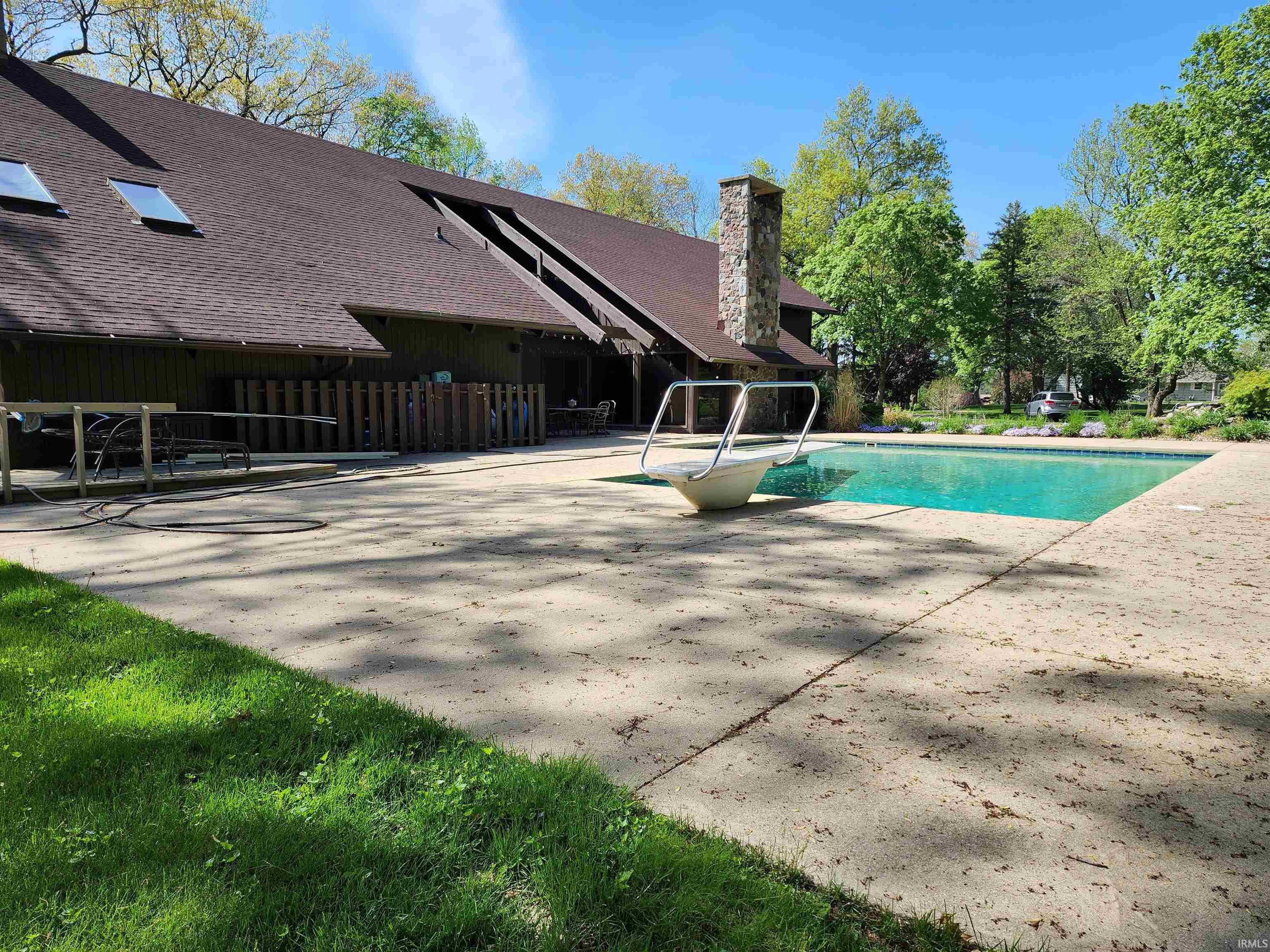 9012 State Road 17