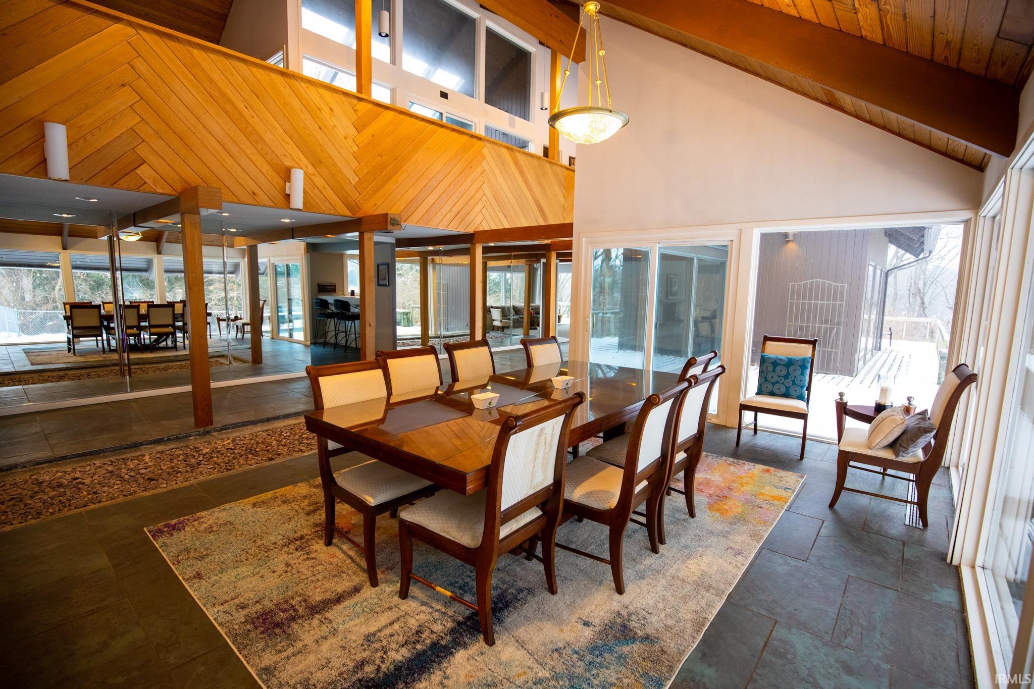 9012 State Road 17
