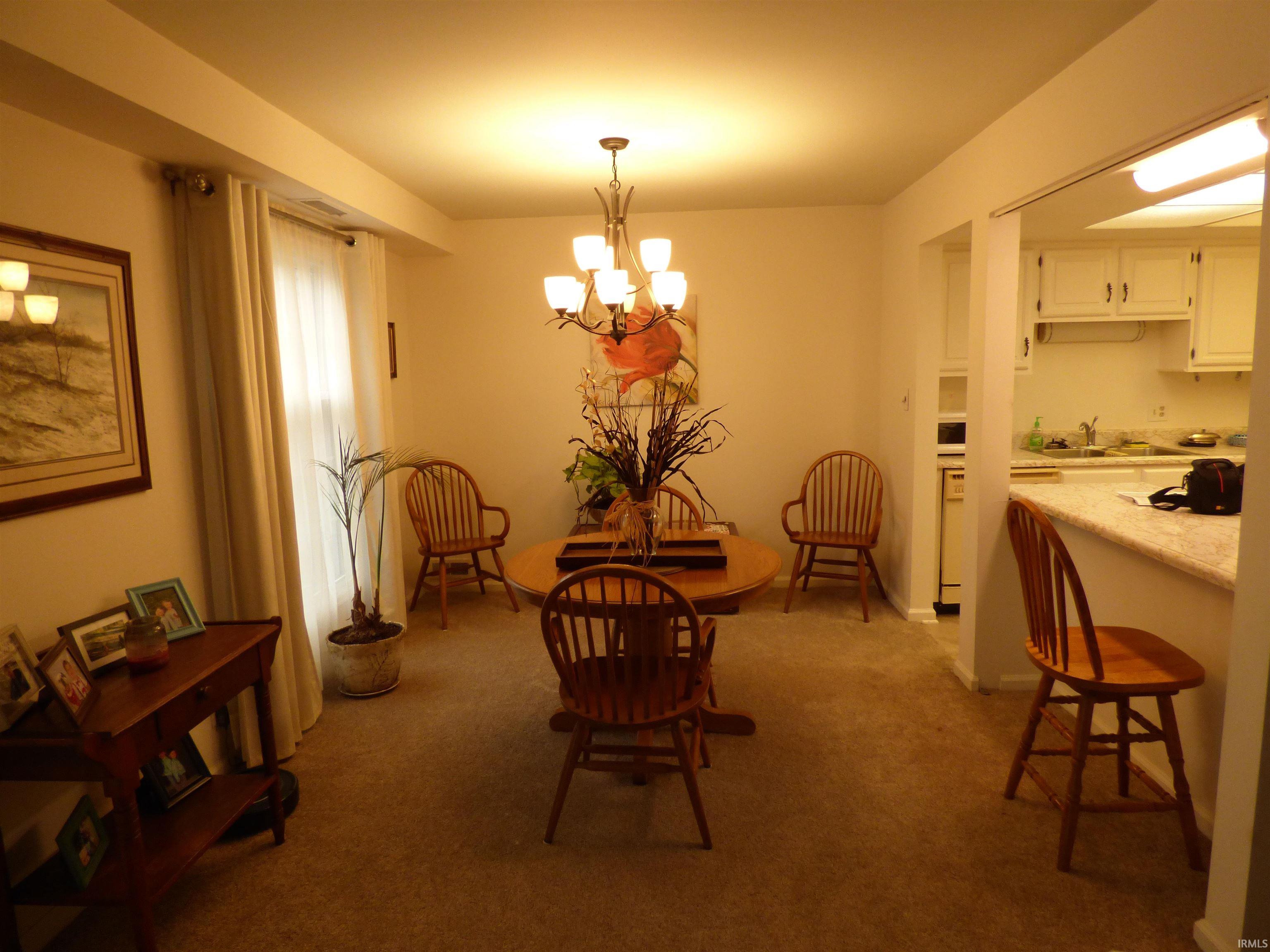 1077 Greenleaf, Apt 112